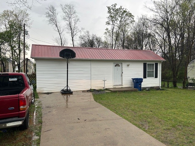 1229 Greenfield Dr