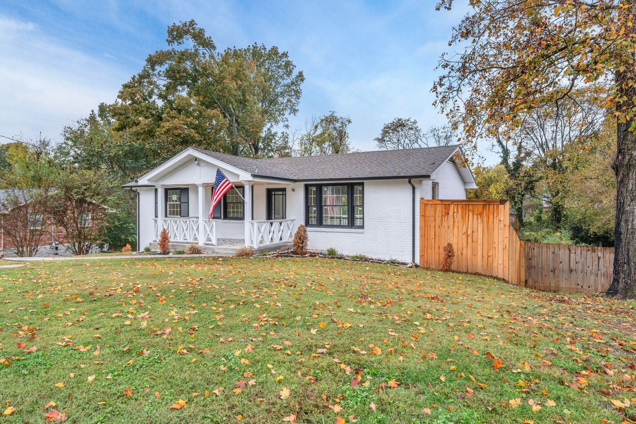 7025 Bonnafair Dr