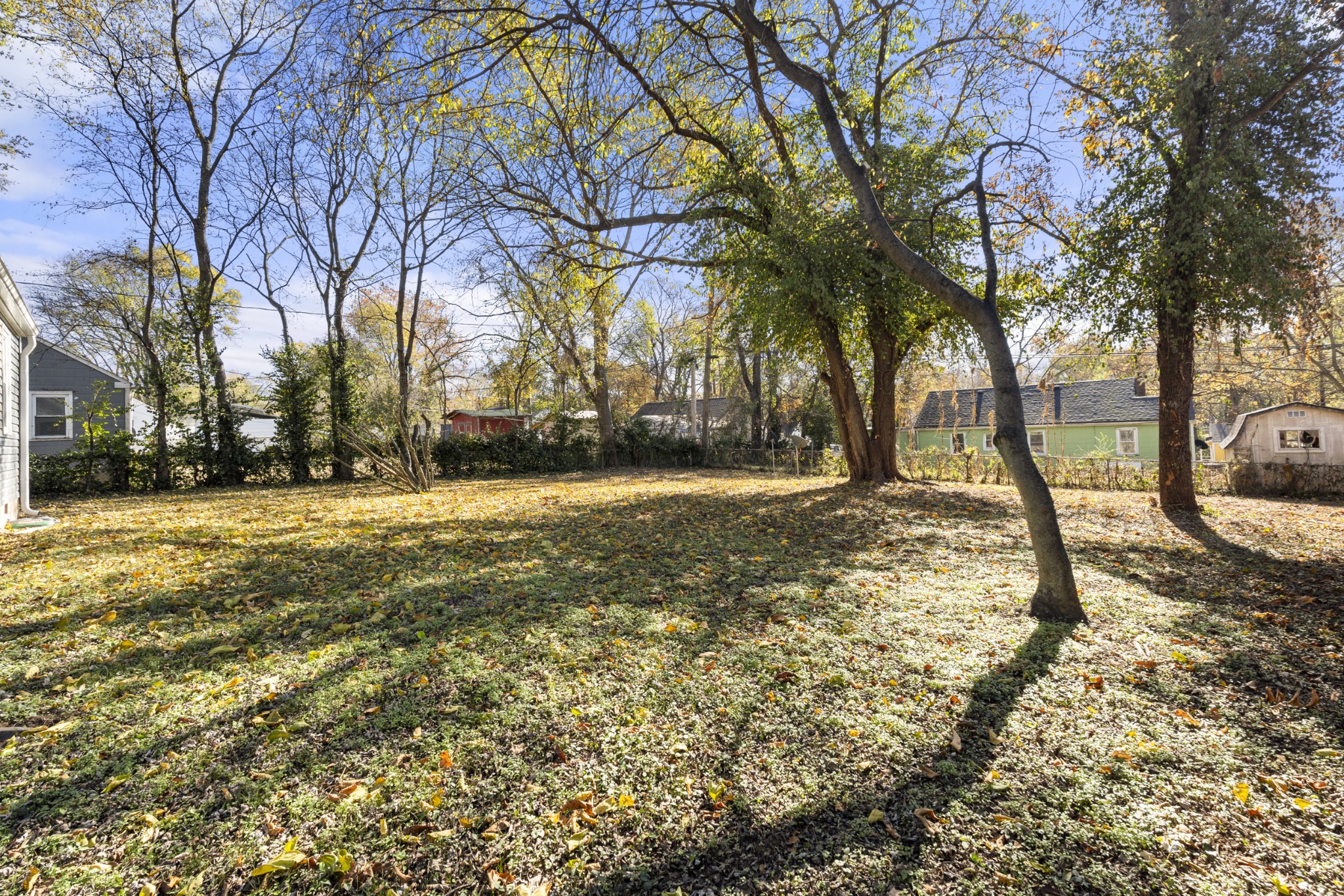 1211 Thompson Pl