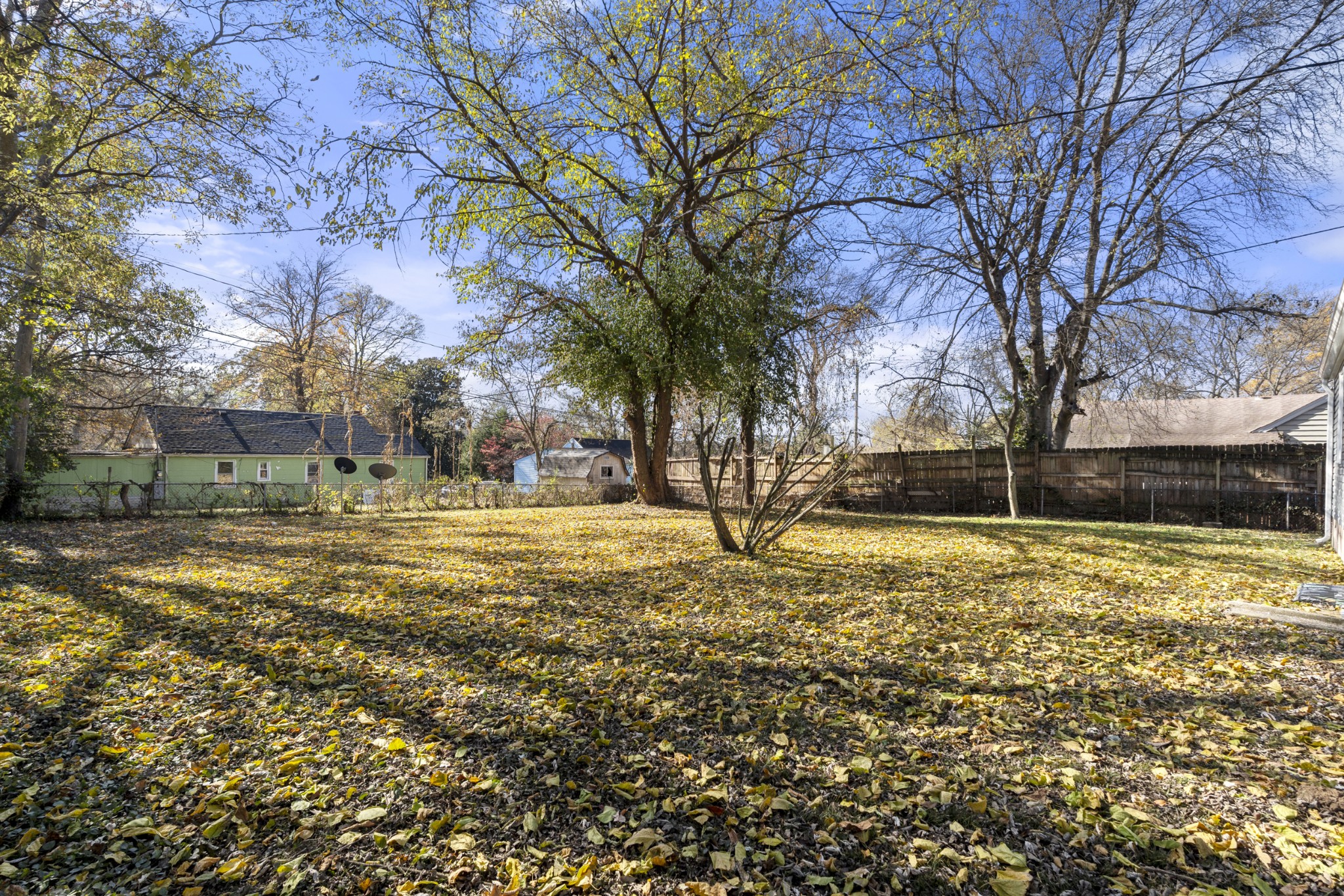 1211 Thompson Pl