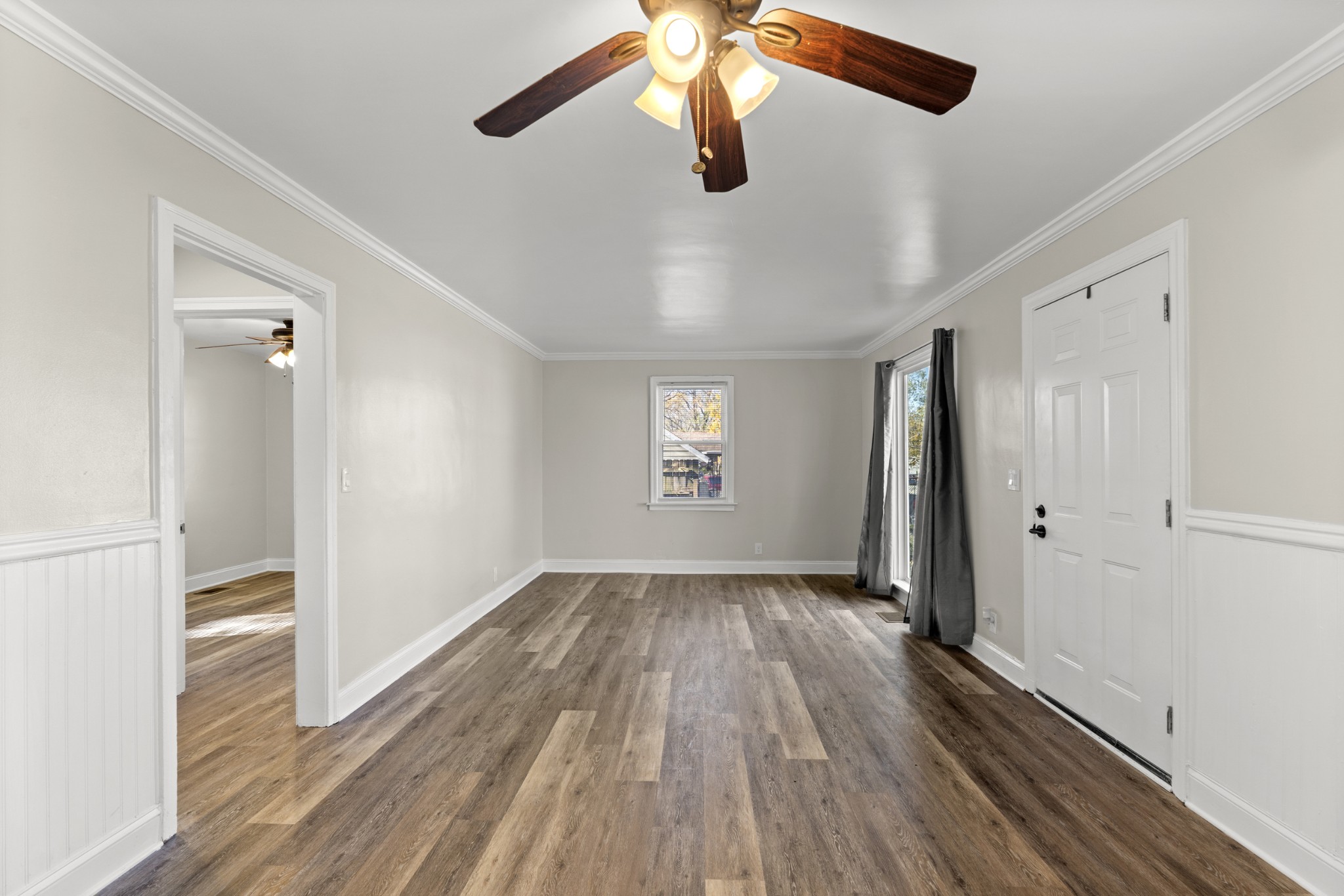 1211 Thompson Pl