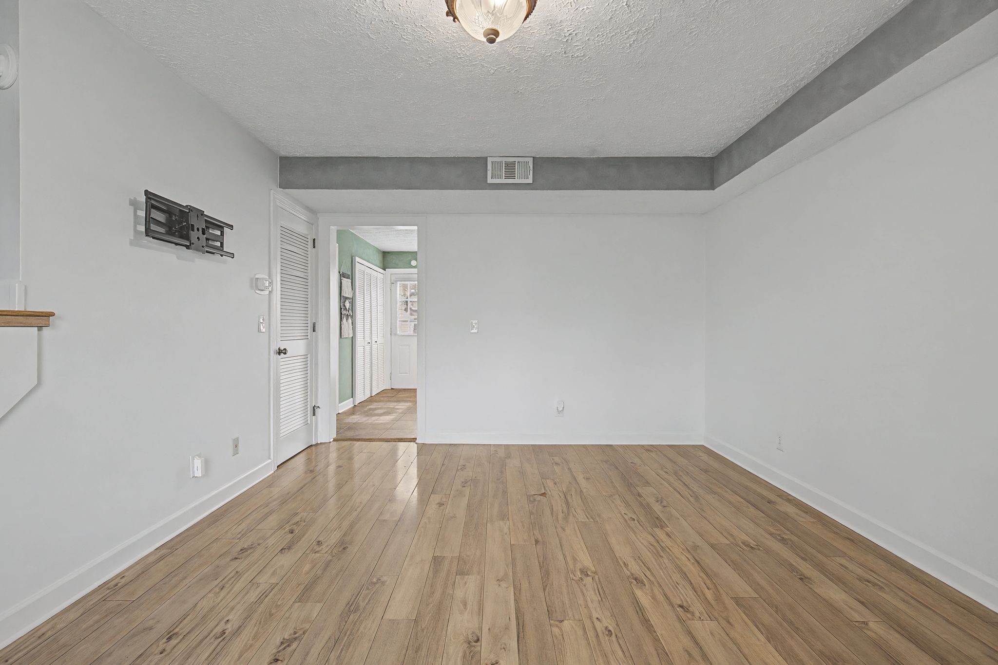 332 Stewarts Ferry Pike