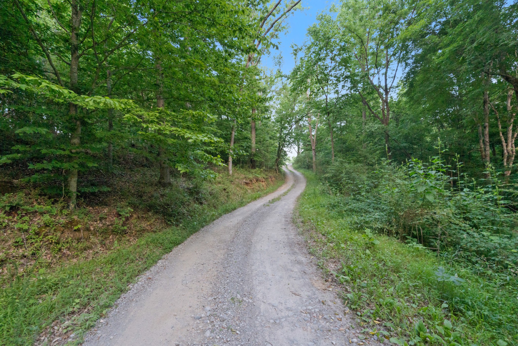 1027 Lockridge Ln