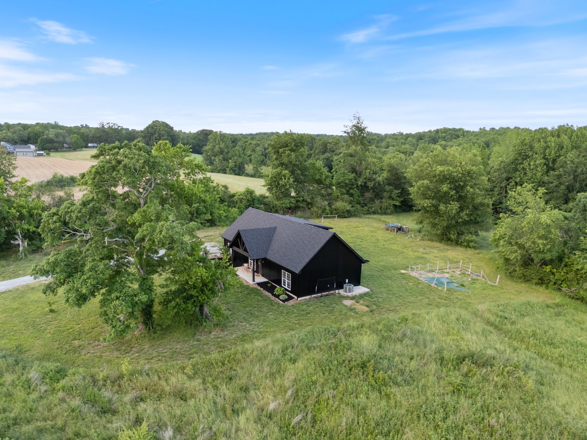 1027 Lockridge Ln