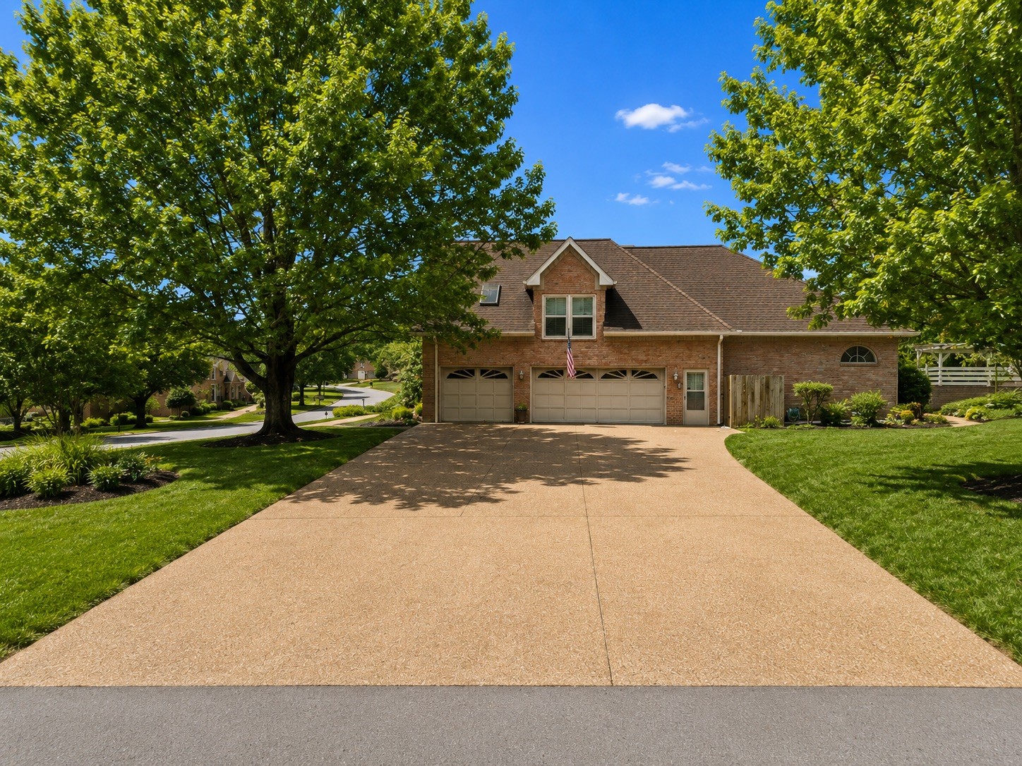 601 Ward Cir