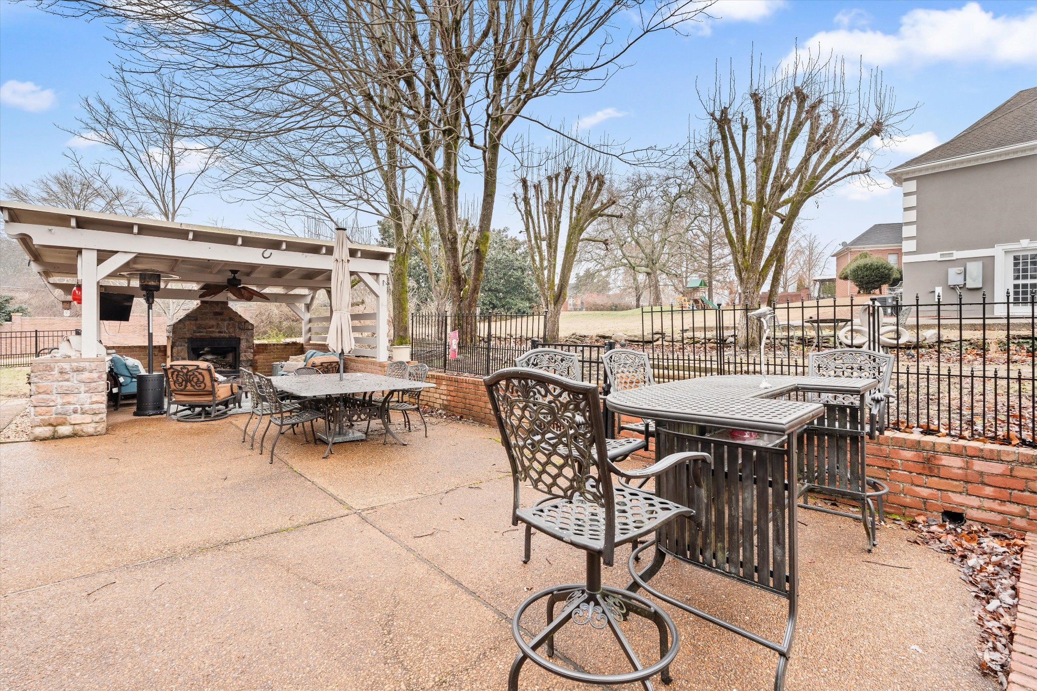 601 Ward Cir
