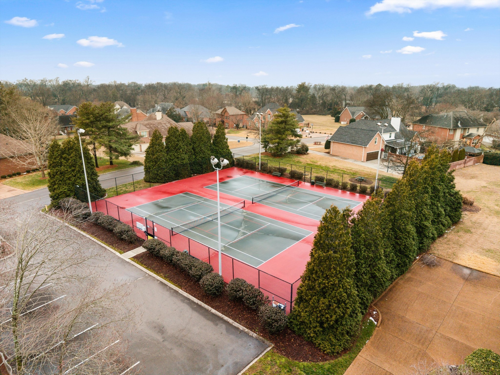 601 Ward Cir