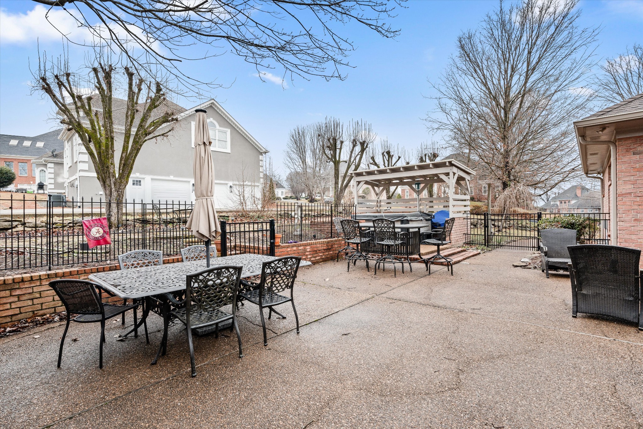 601 Ward Cir