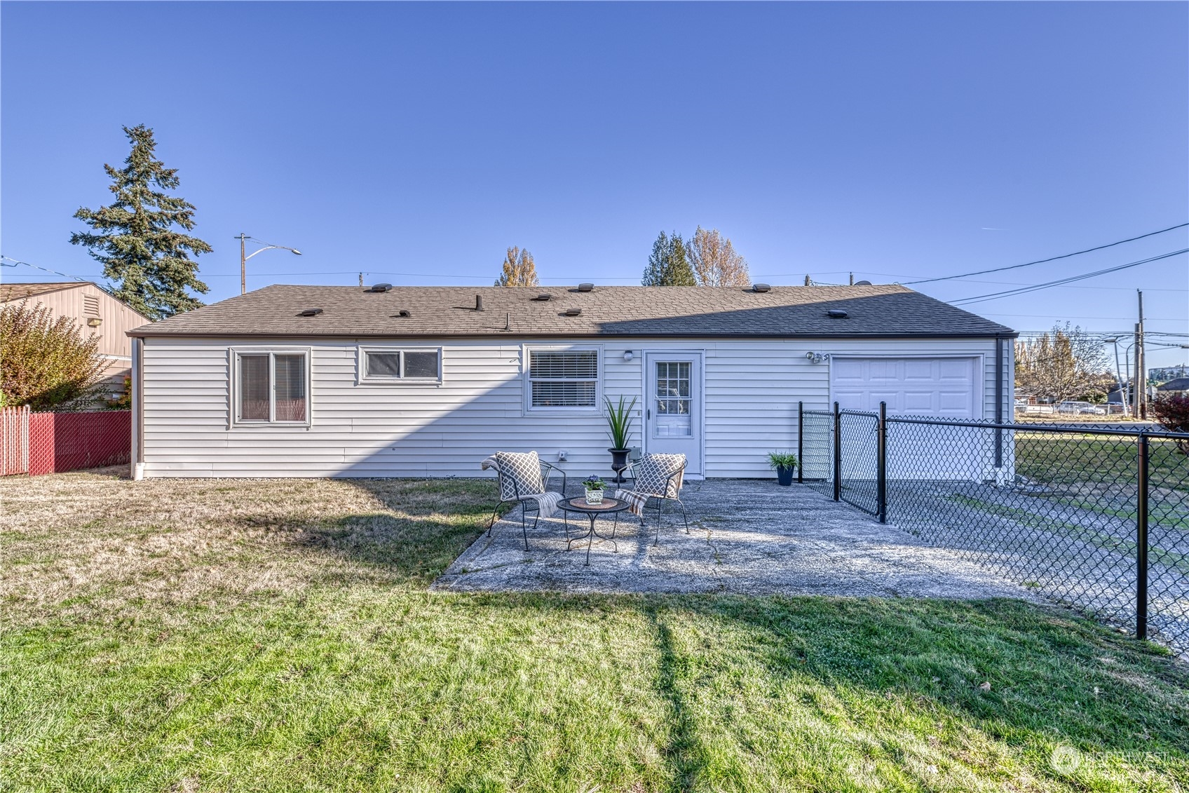 1534 S Sprague Avenue