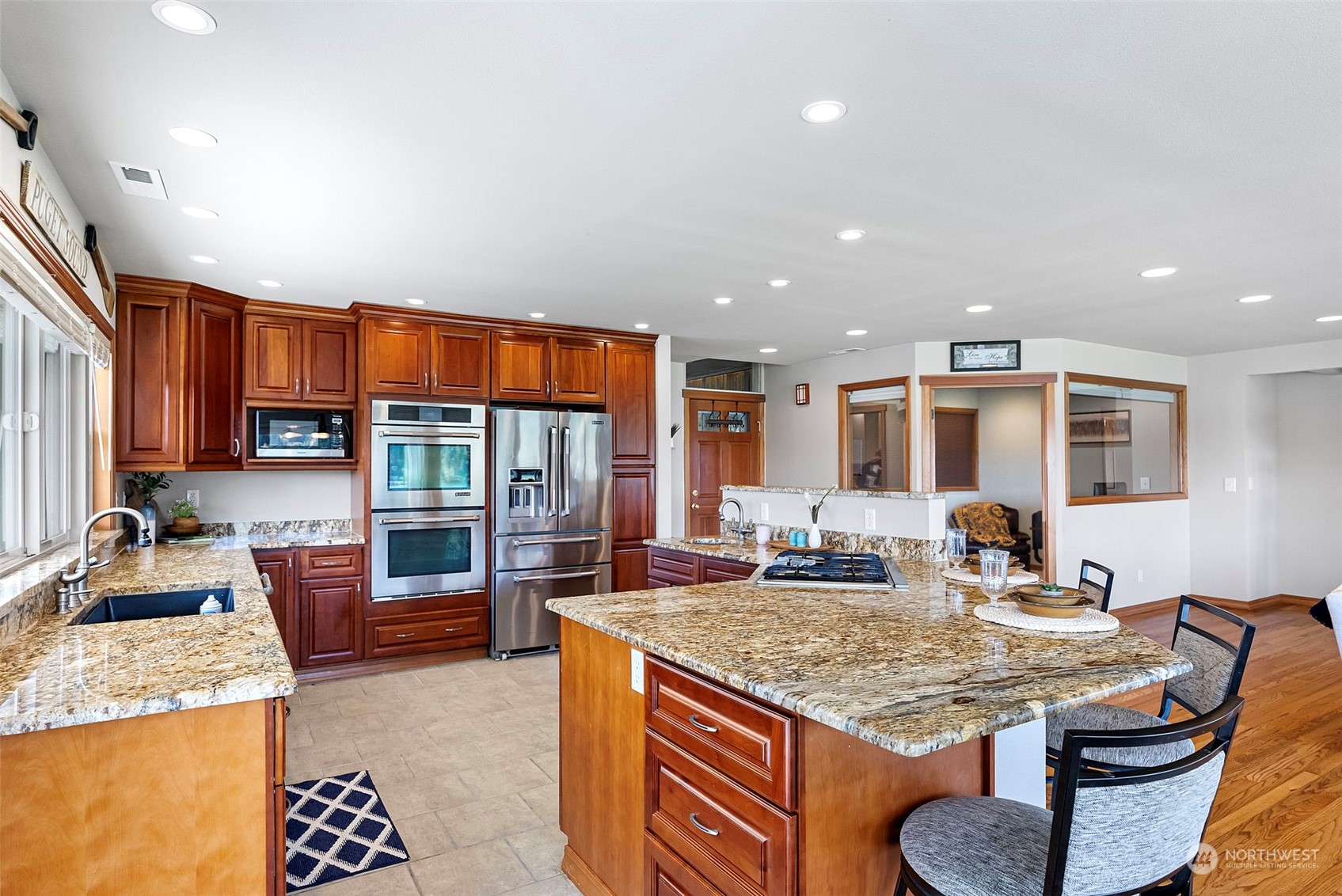 1000 NW Sparrow Way