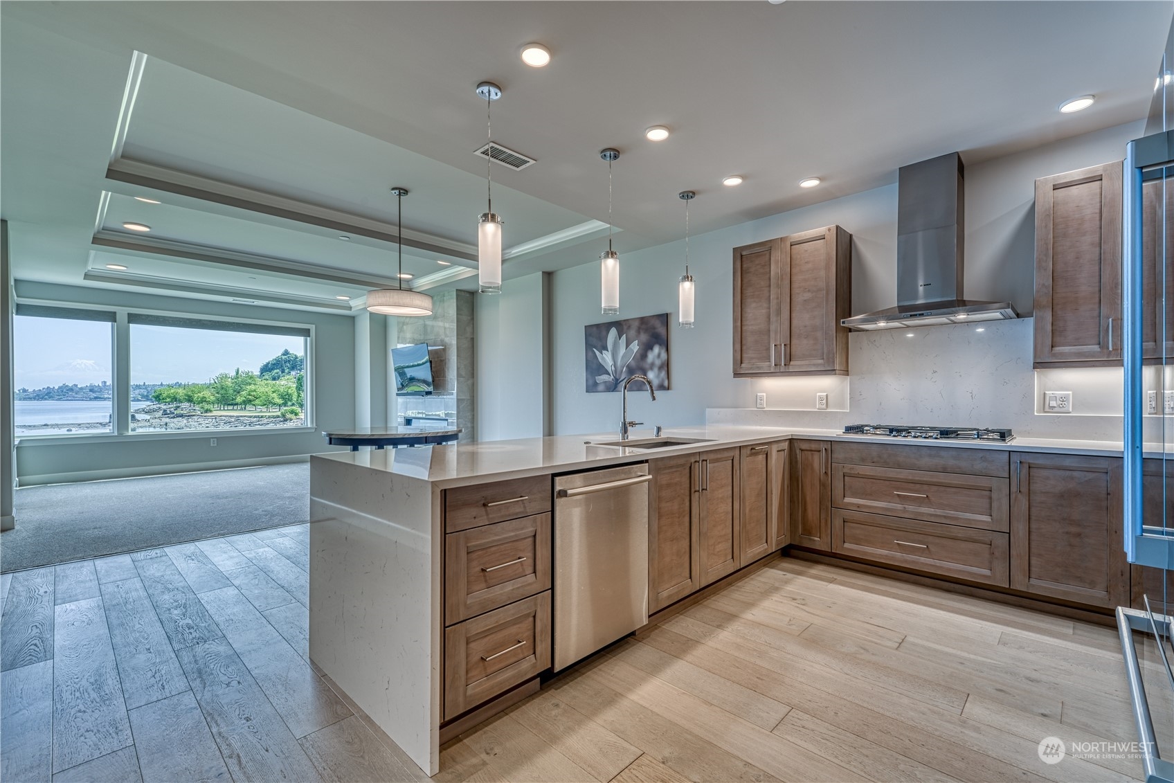 4907 Main Street Unit: 216