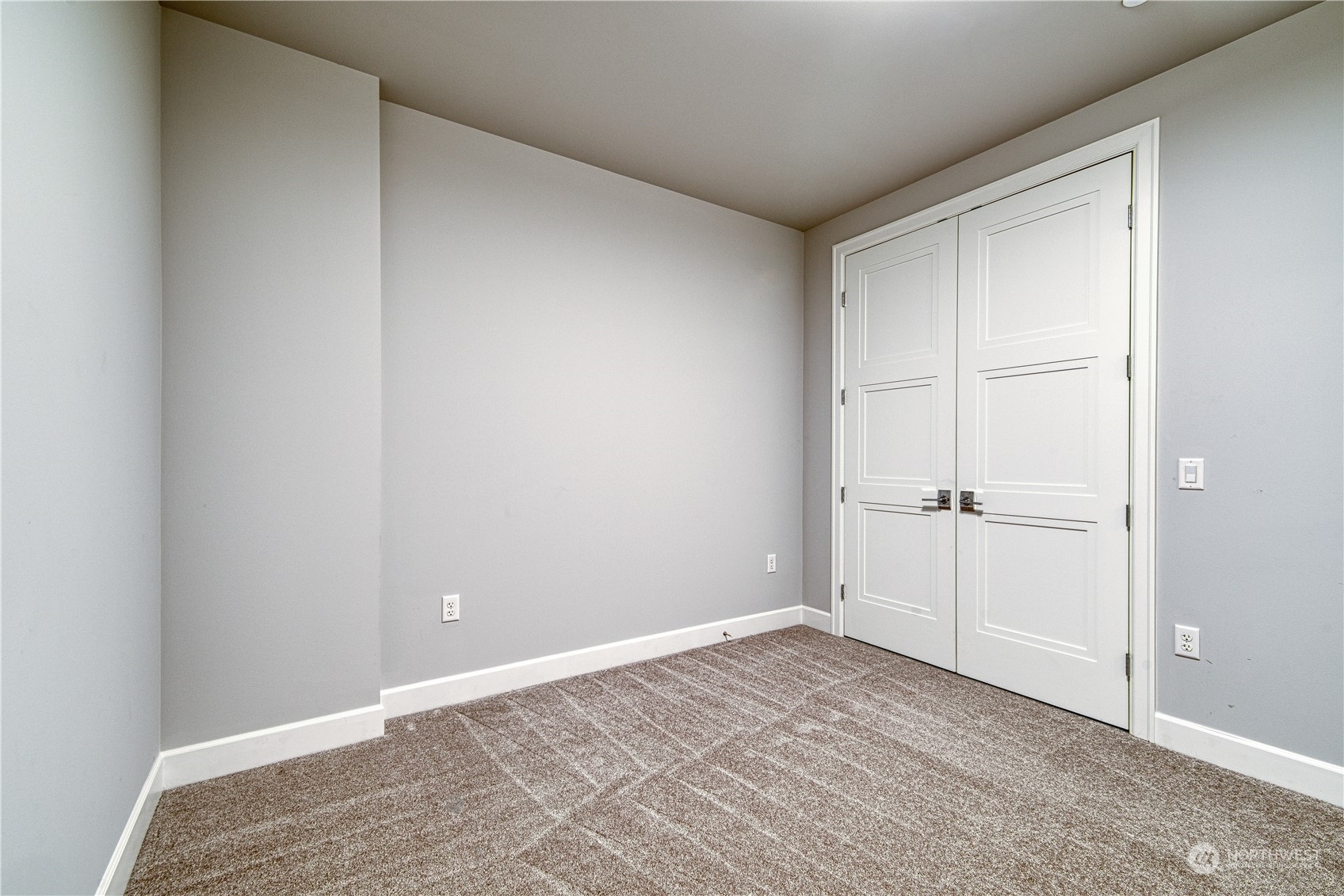 4907 Main Street Unit: 216