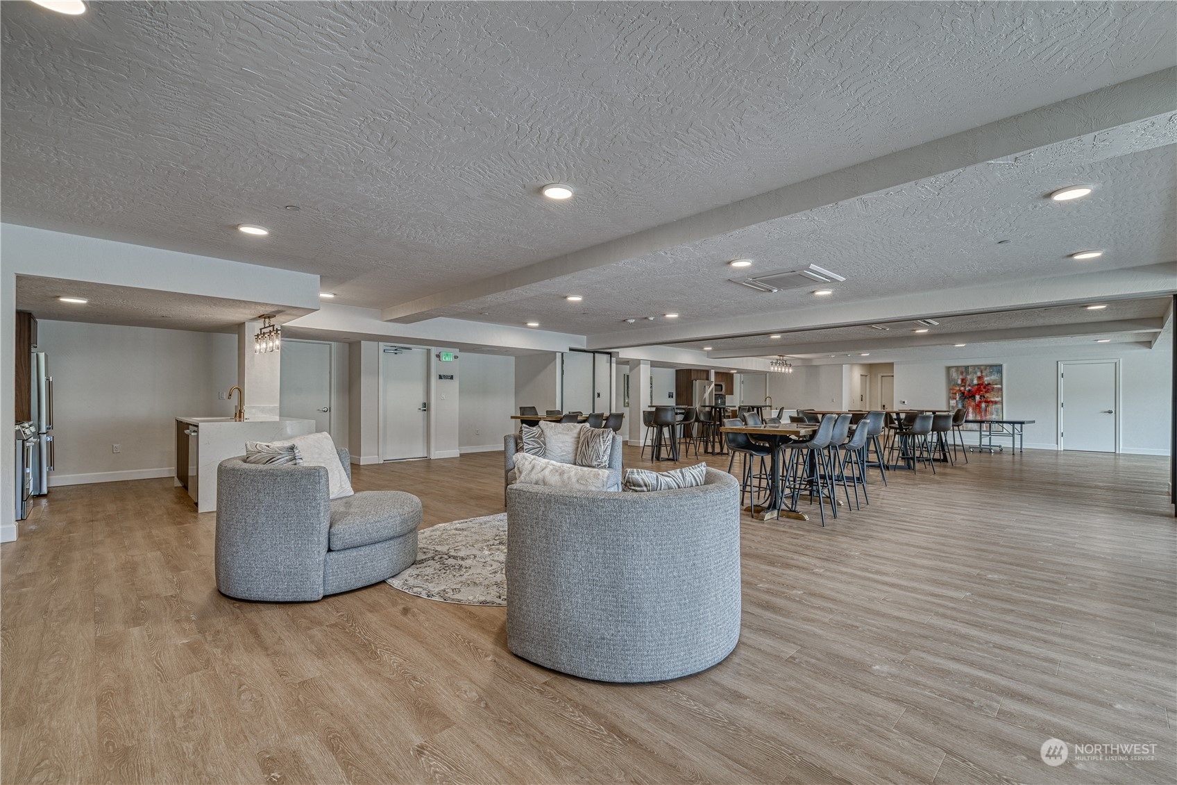 4907 Main Street Unit: 216