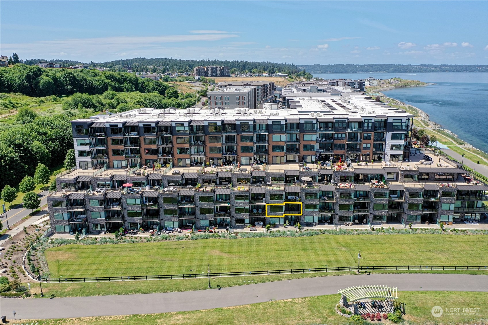 4907 Main Street Unit: 216