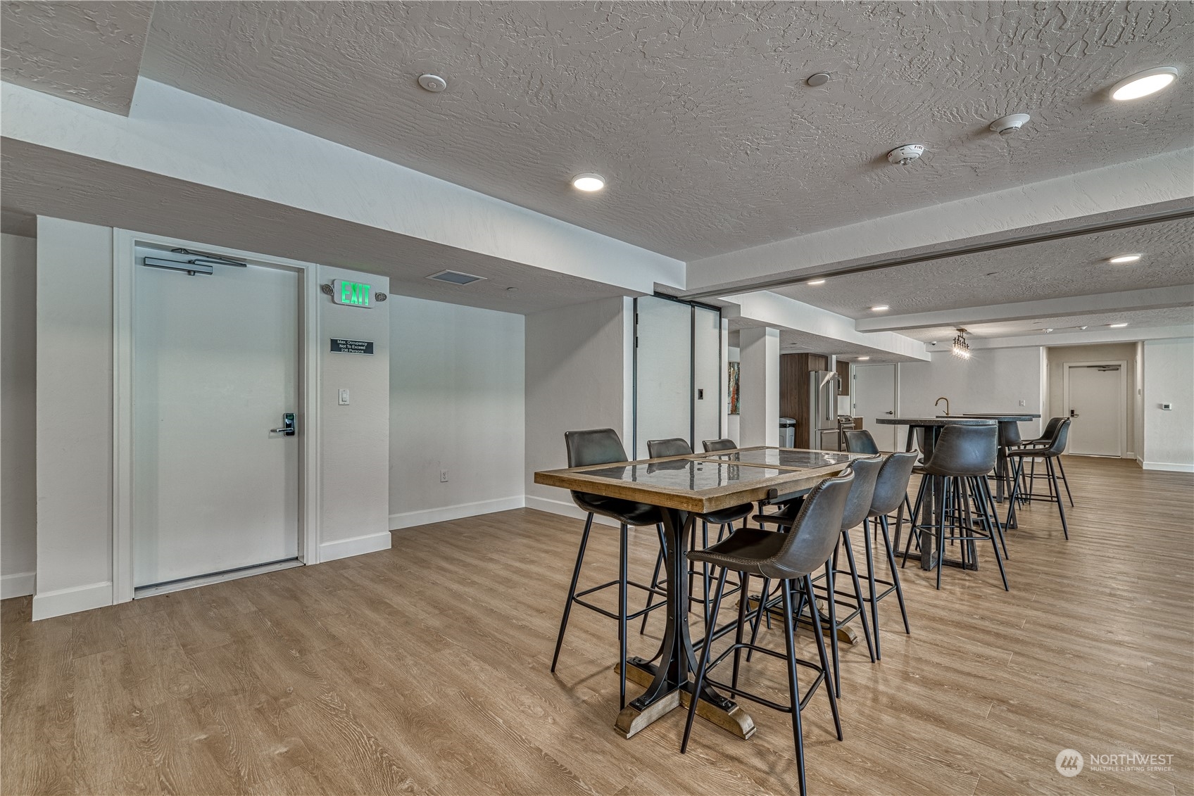 4907 Main Street Unit: 216
