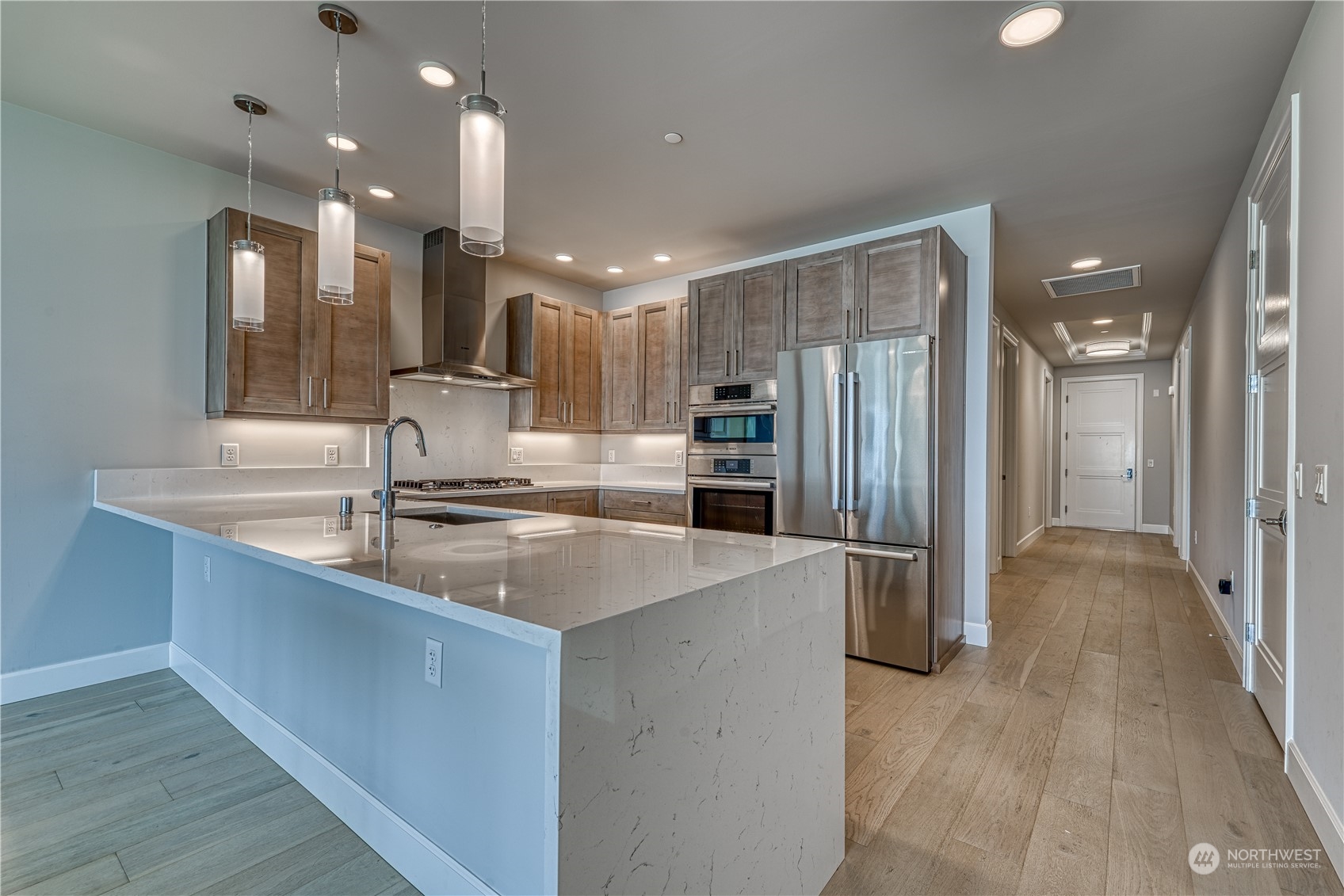 4907 Main Street Unit: 216