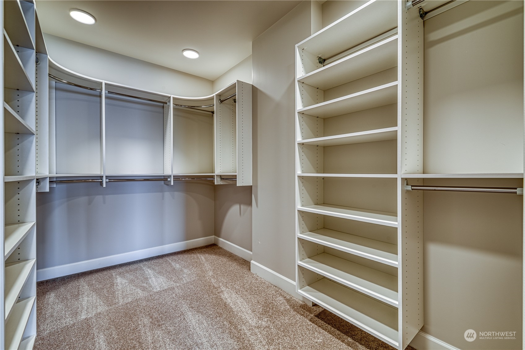 4907 Main Street Unit: 216