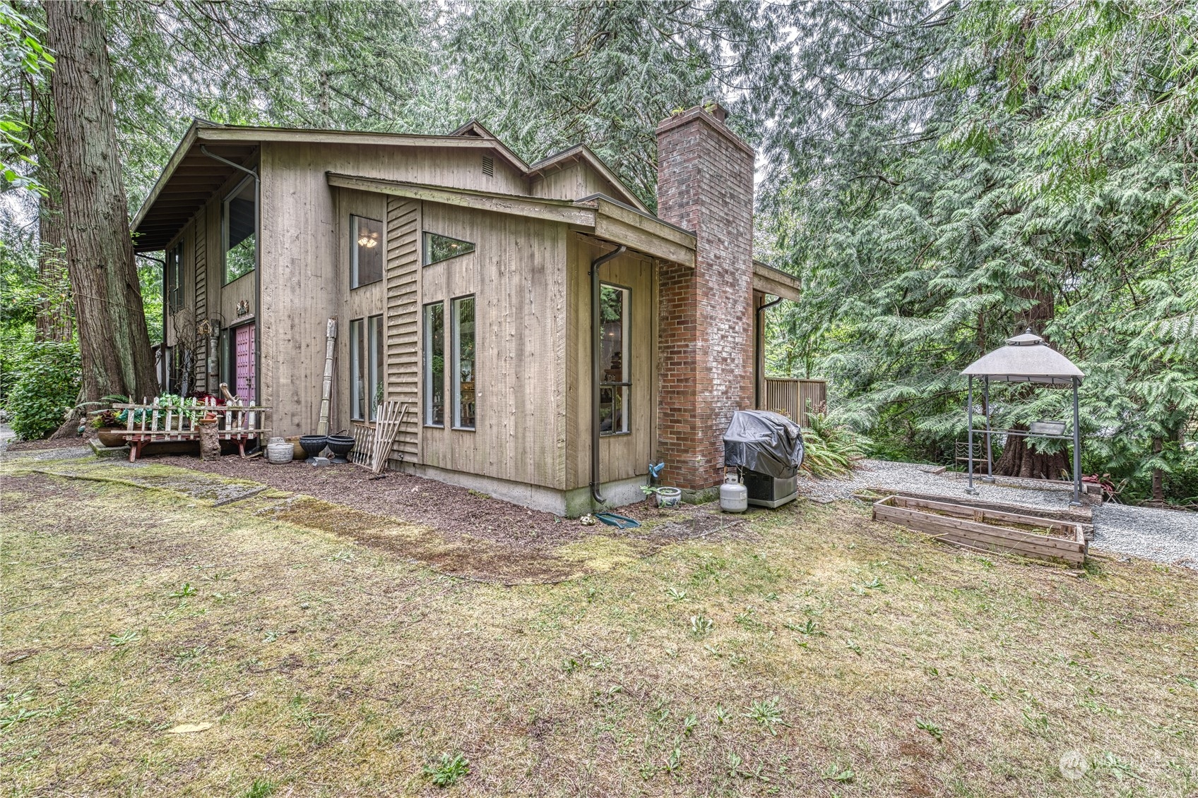 5338 View Point Drive NW