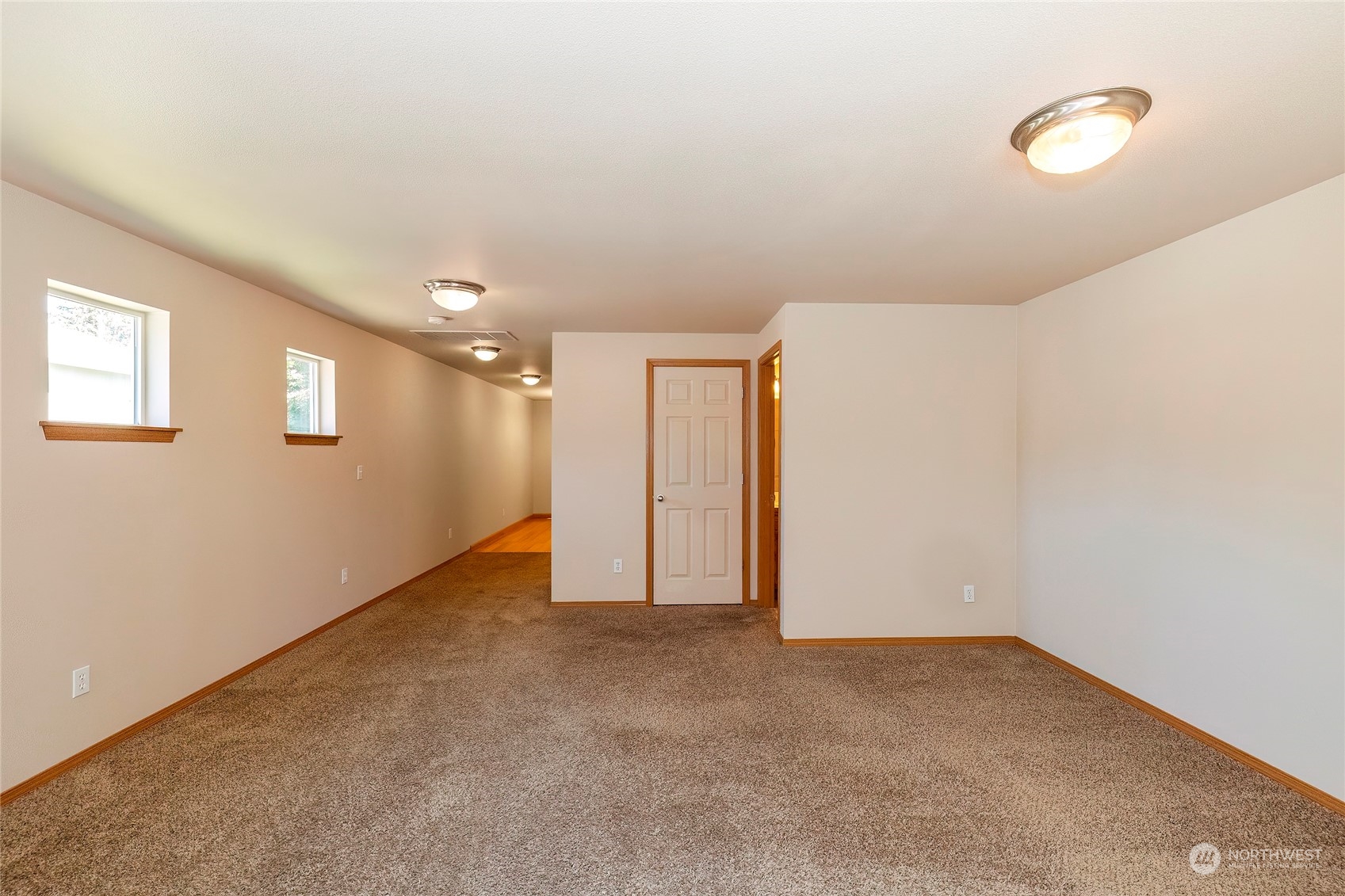 7618 Berkeley Place NE