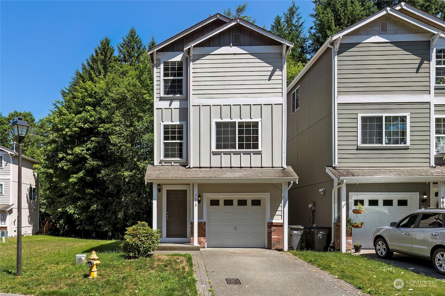 7618 Berkeley Place NE