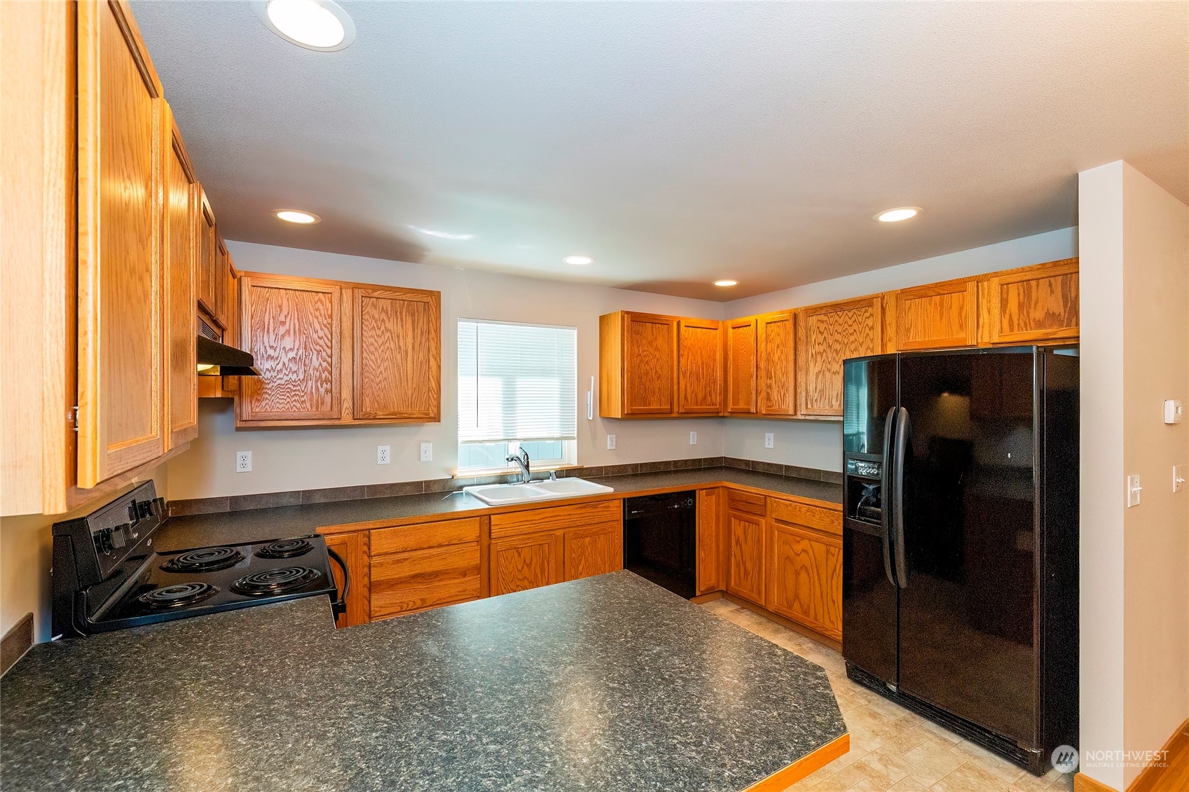 7618 Berkeley Place NE