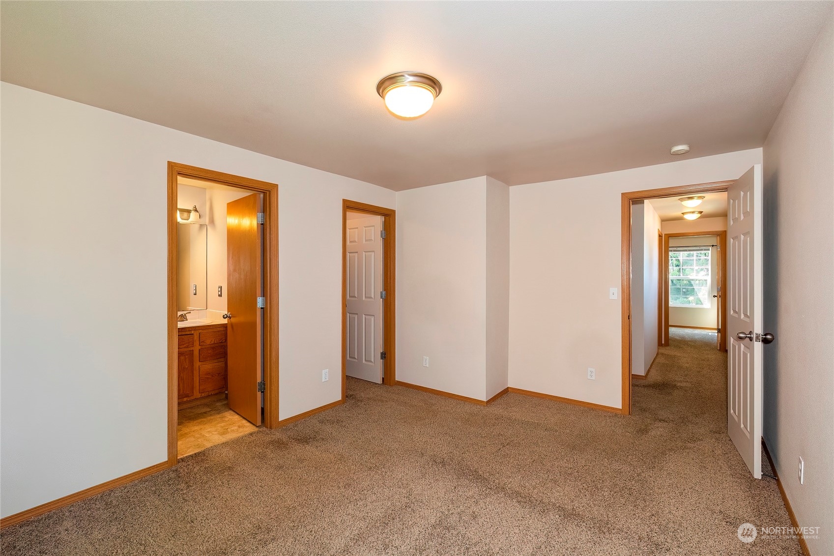 7618 Berkeley Place NE