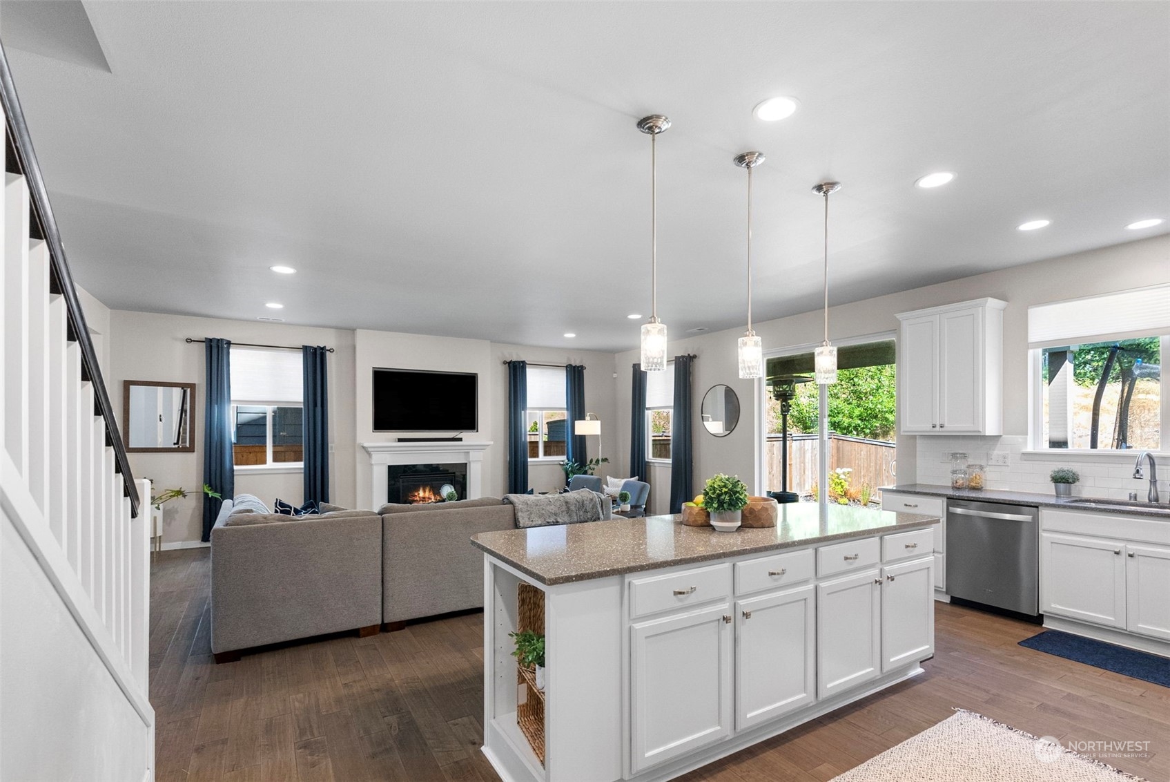 10469 Sentinel Drive