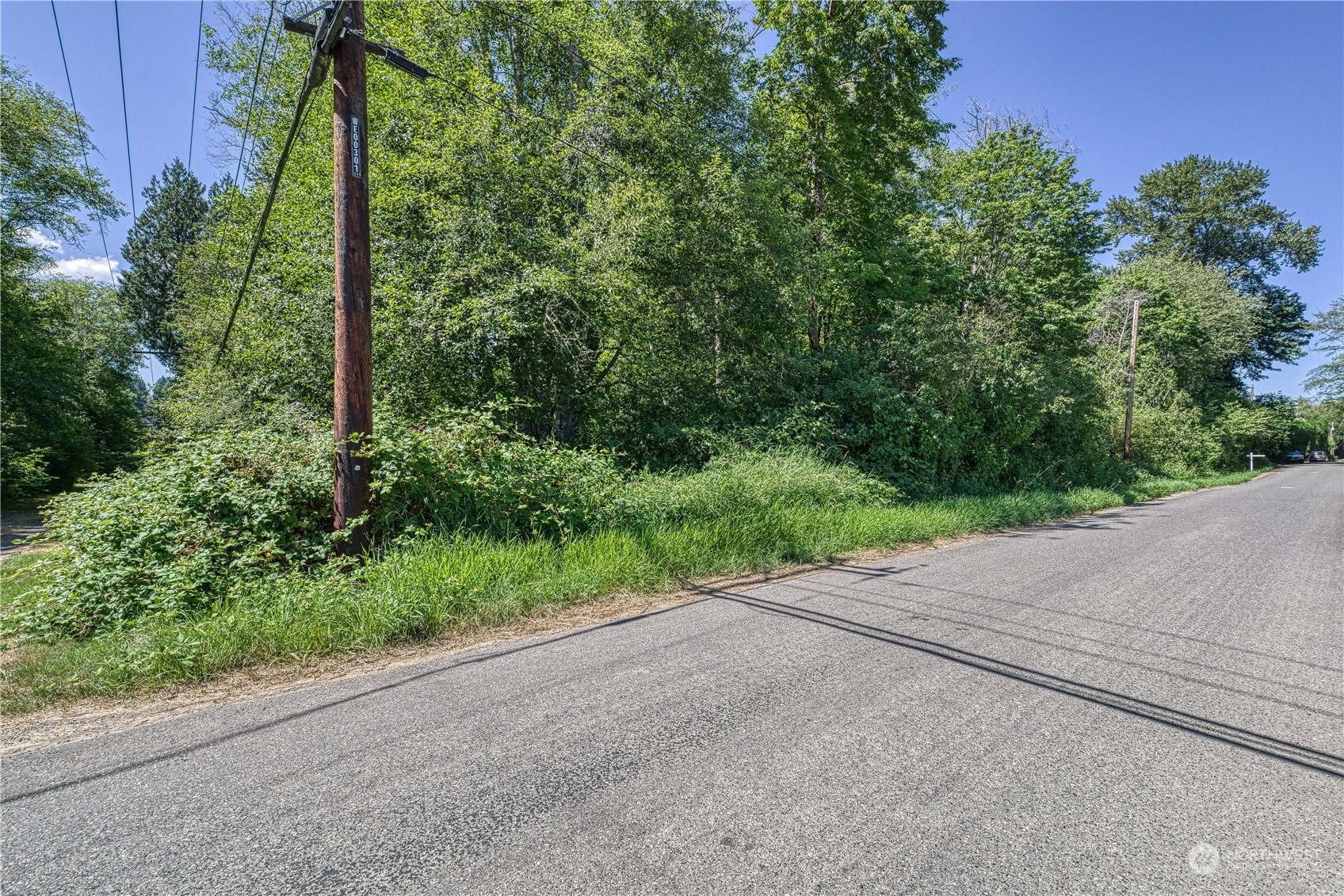 111 Maple Road SE