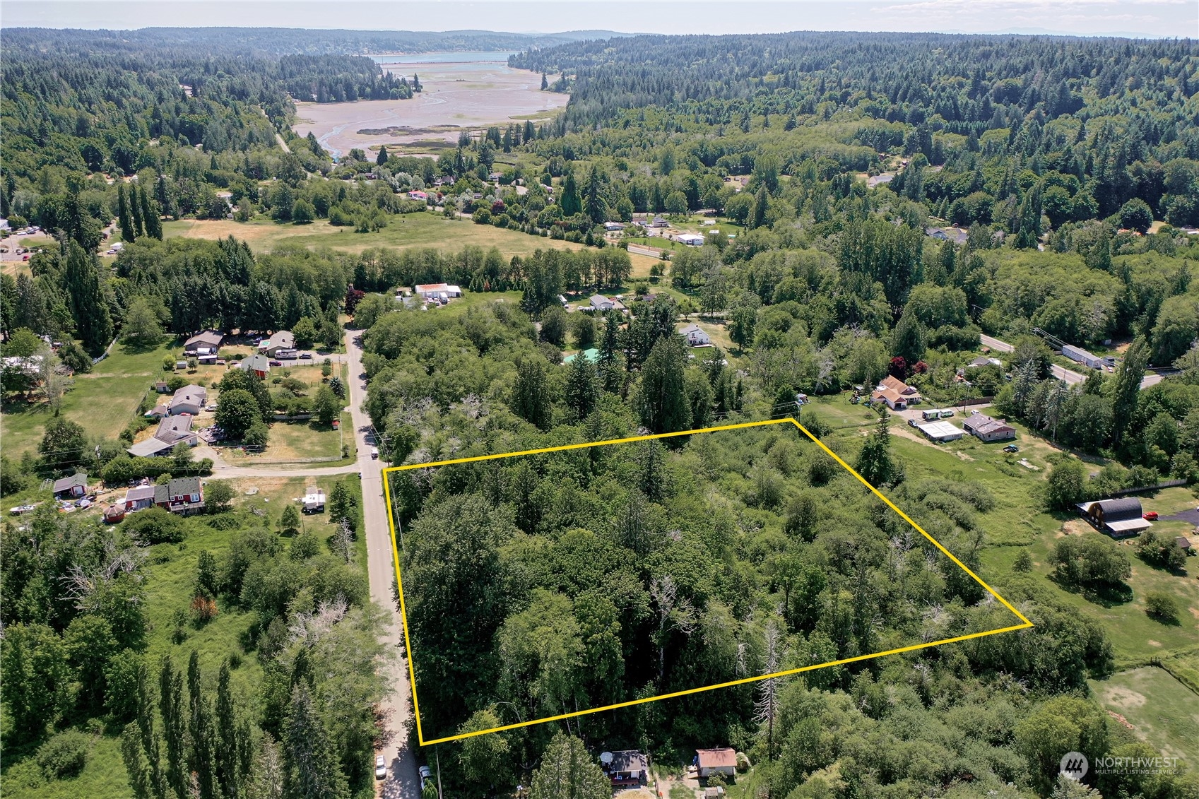 111 Maple Road SE