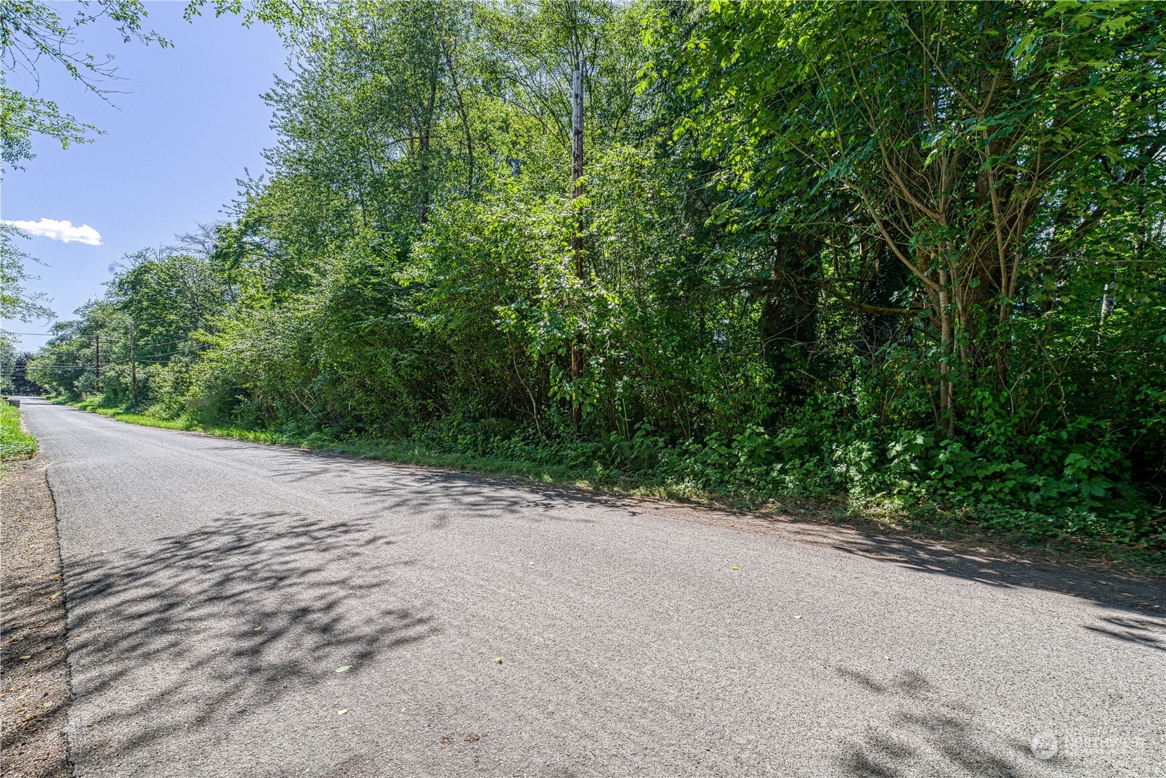 111 Maple Road SE