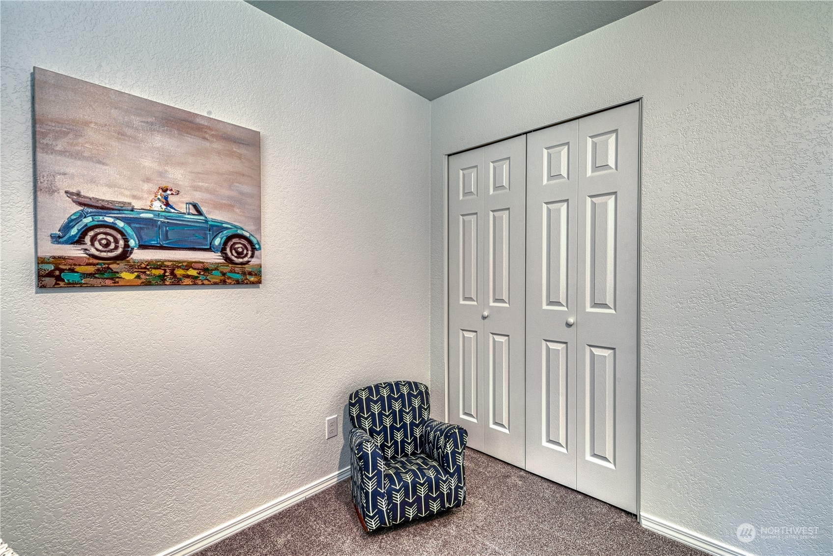 1611 England Lane NW