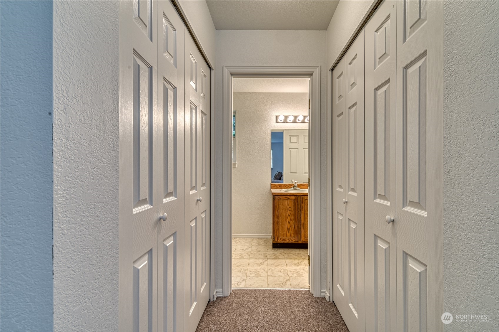 1611 England Lane NW