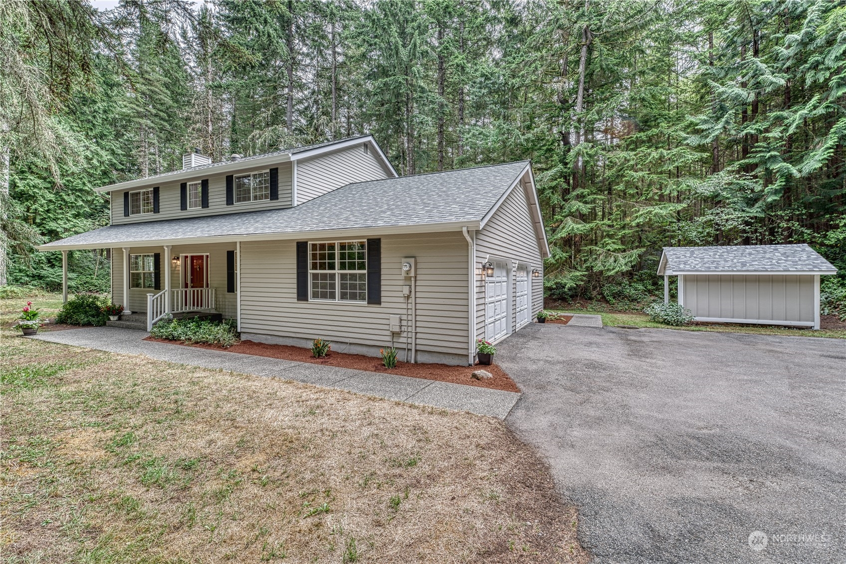 1611 England Lane NW