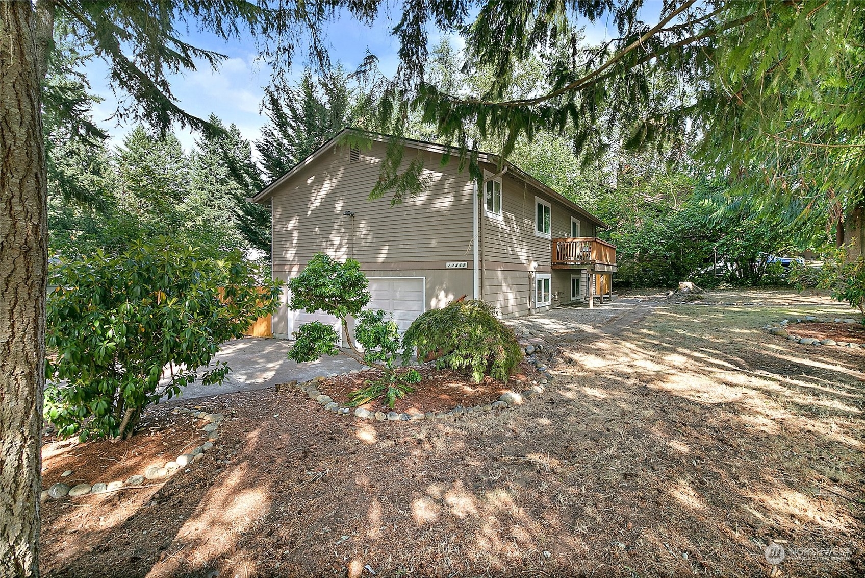 22411 N Clear Lake Boulevard SE