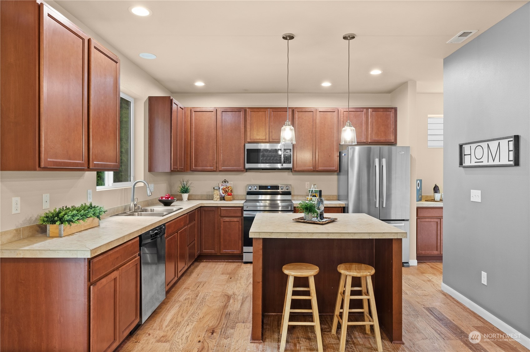 21886 NW Monterey Loop