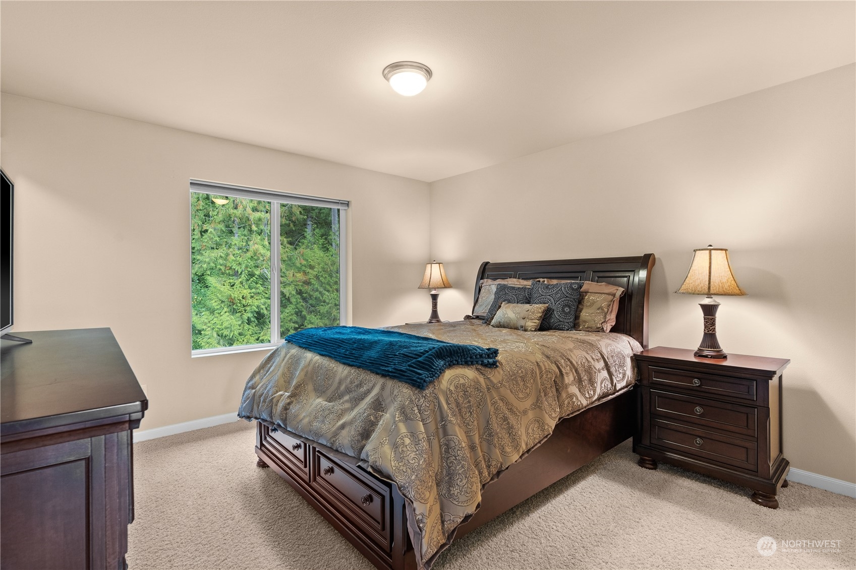 21886 NW Monterey Loop