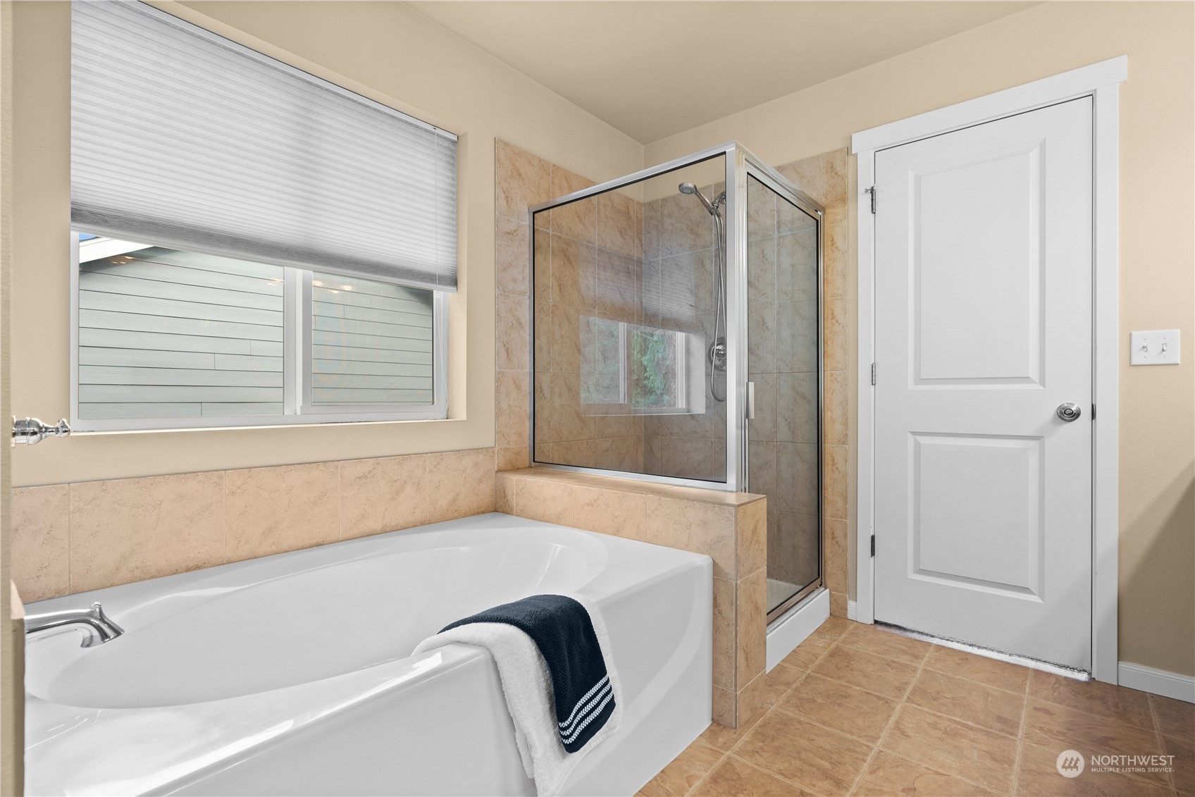 21886 NW Monterey Loop
