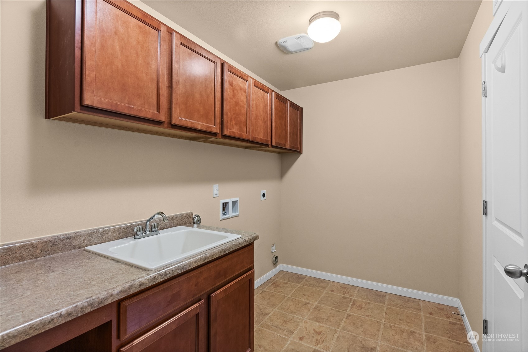 21886 NW Monterey Loop