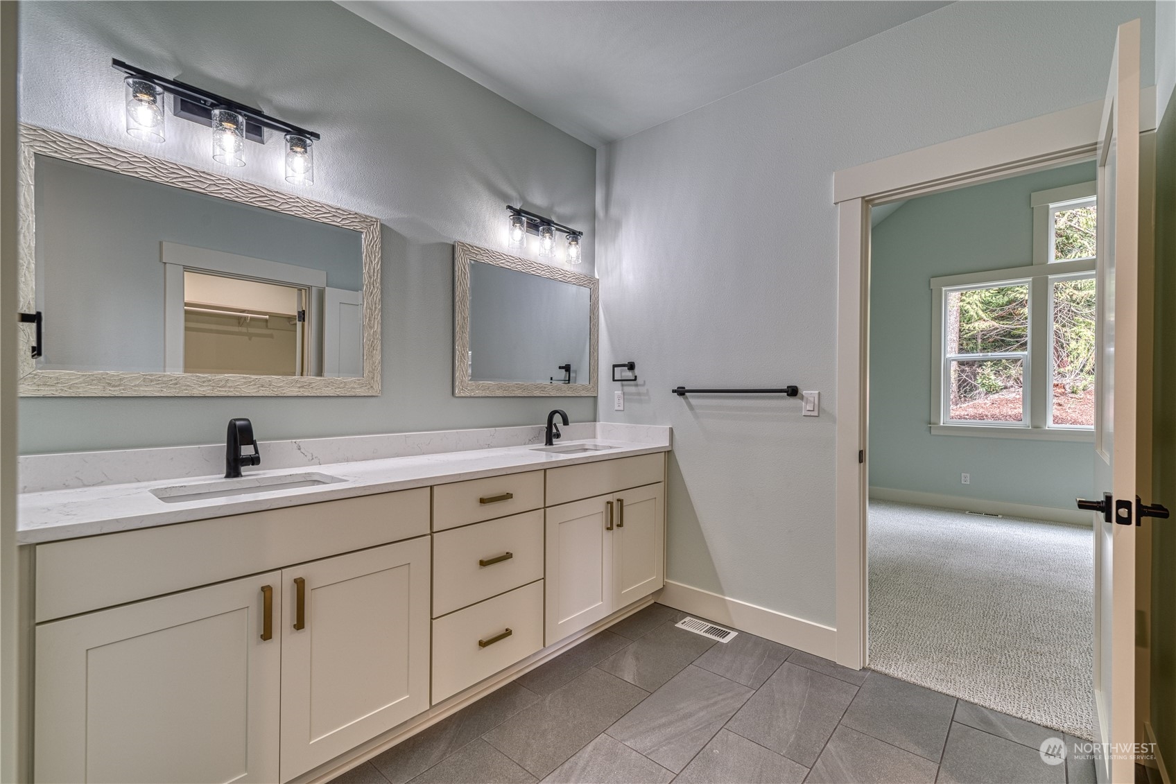 6106 132nd Street Ct NW