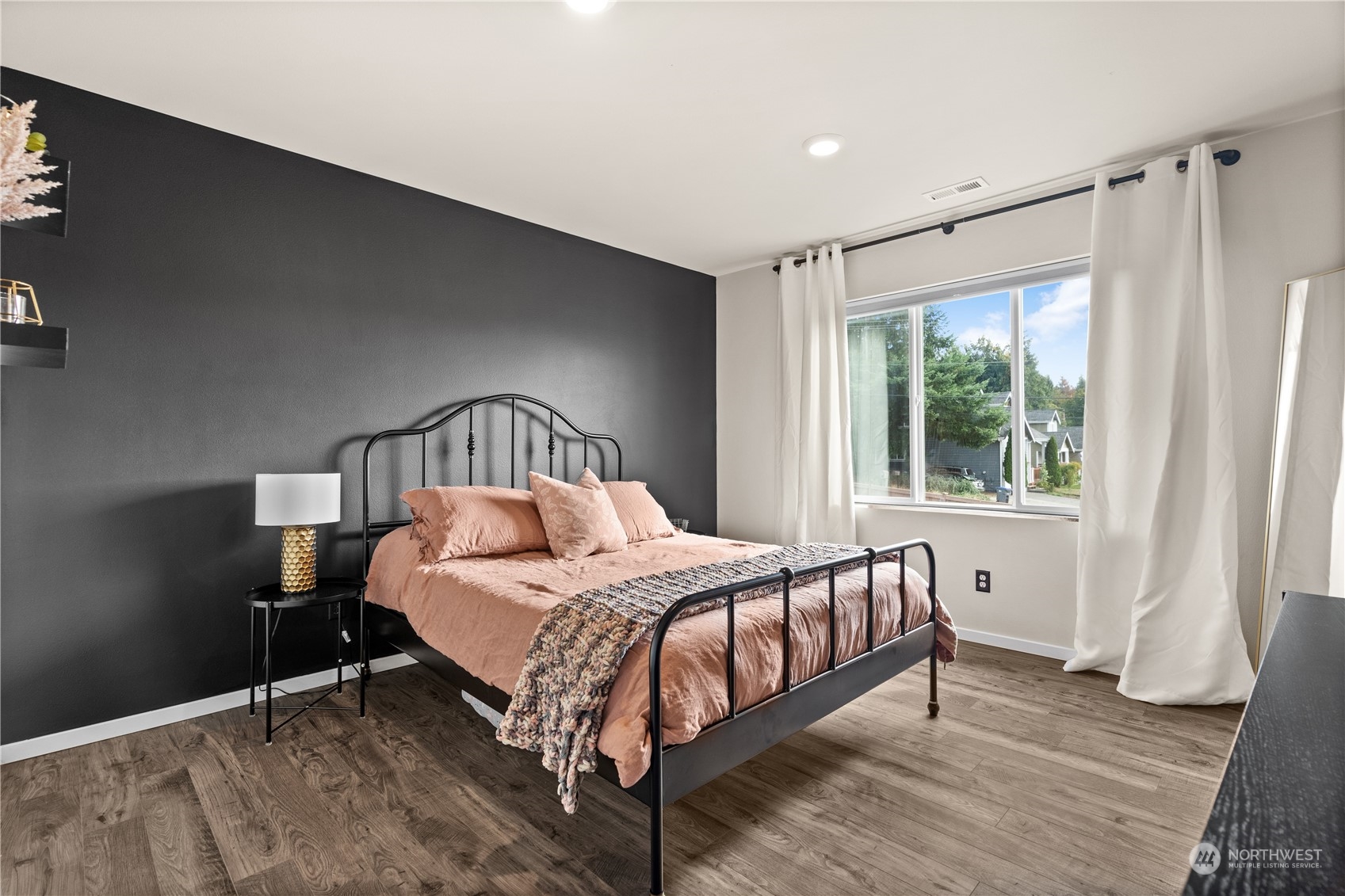 6436 Yorktown Place NE Unit: 25