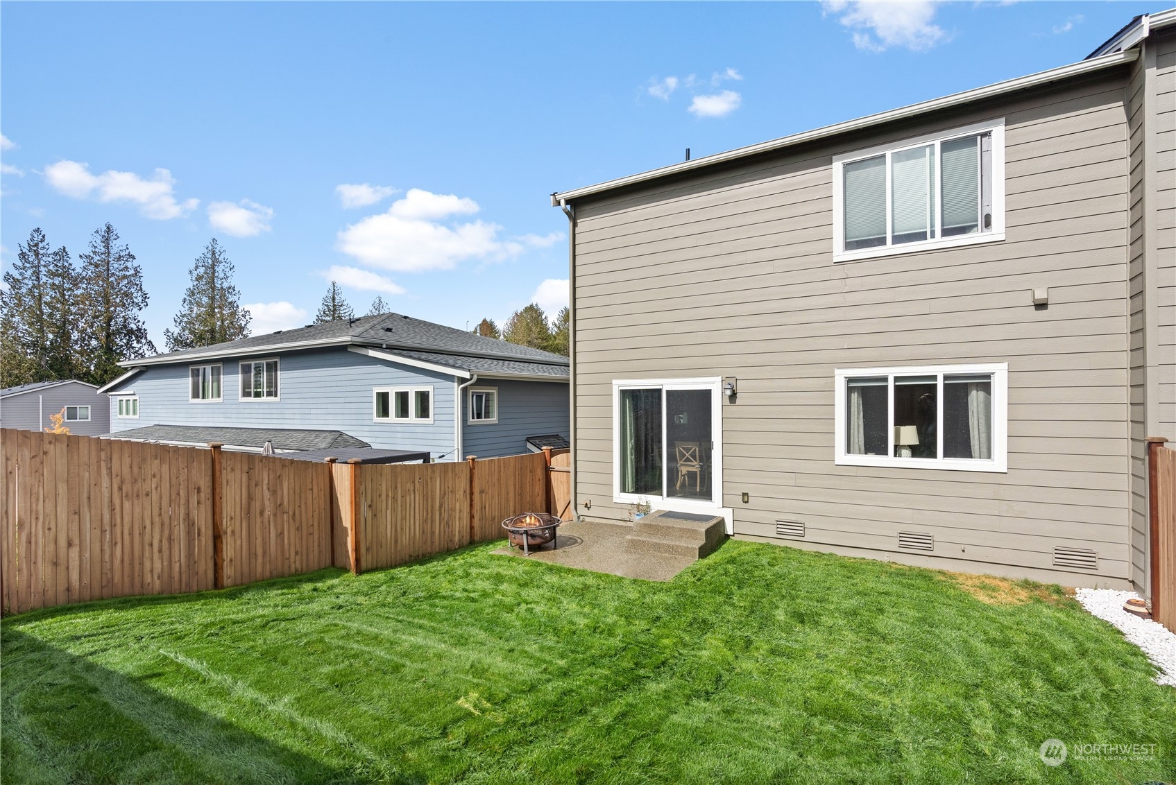 6436 Yorktown Place NE Unit: 25