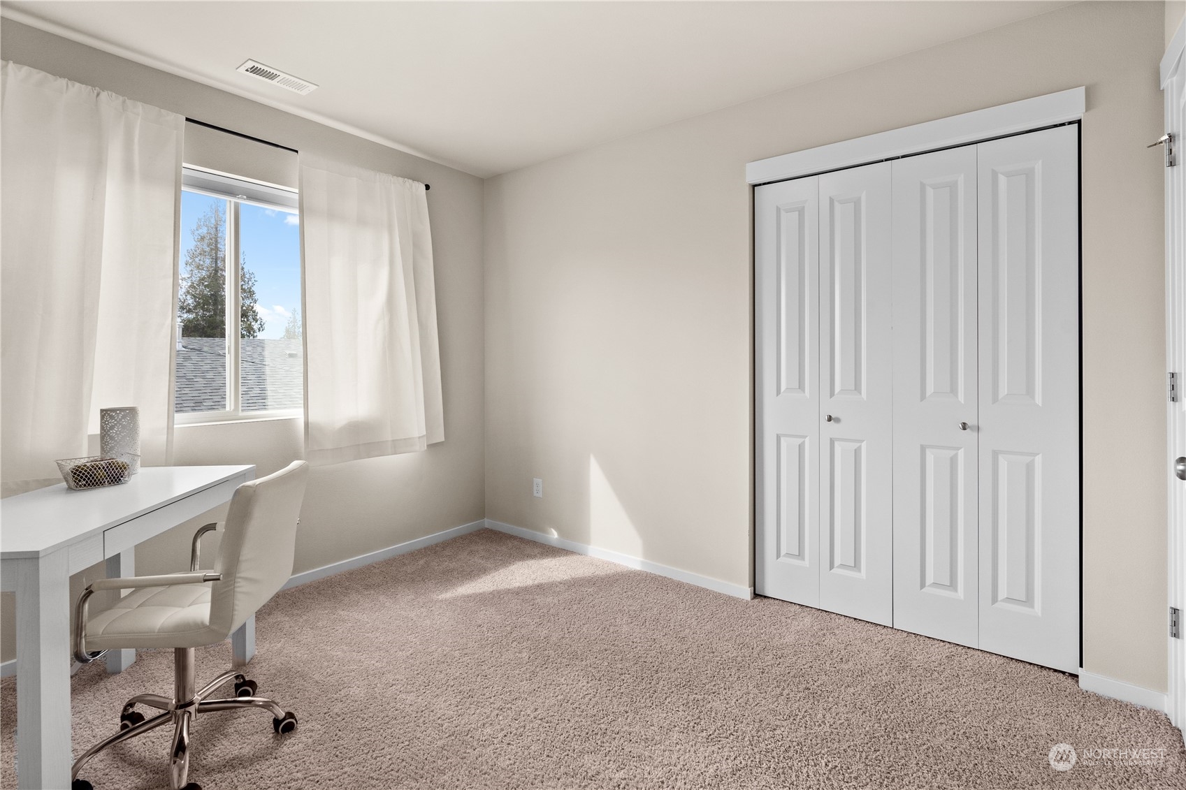 6436 Yorktown Place NE Unit: 25
