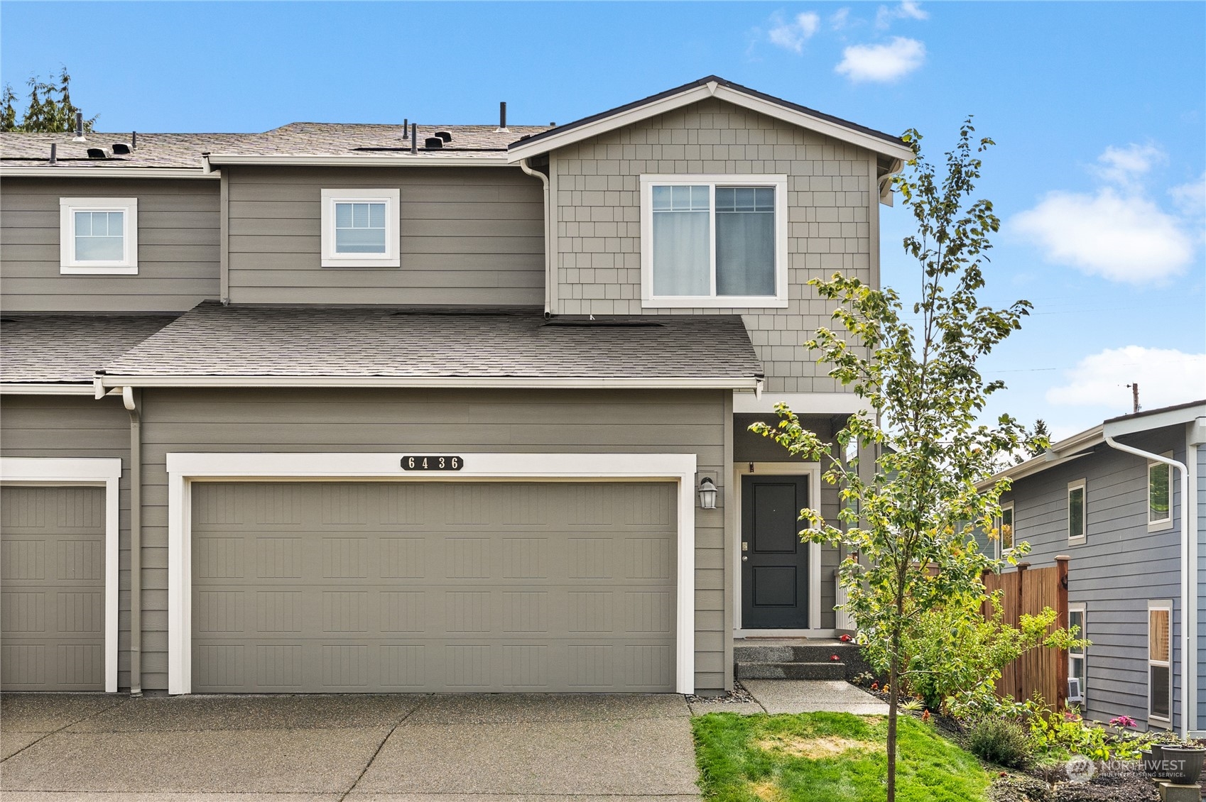 6436 Yorktown Place NE Unit: 25