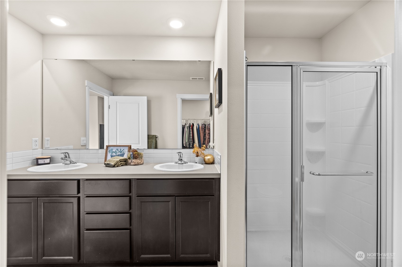 6436 Yorktown Place NE Unit: 25