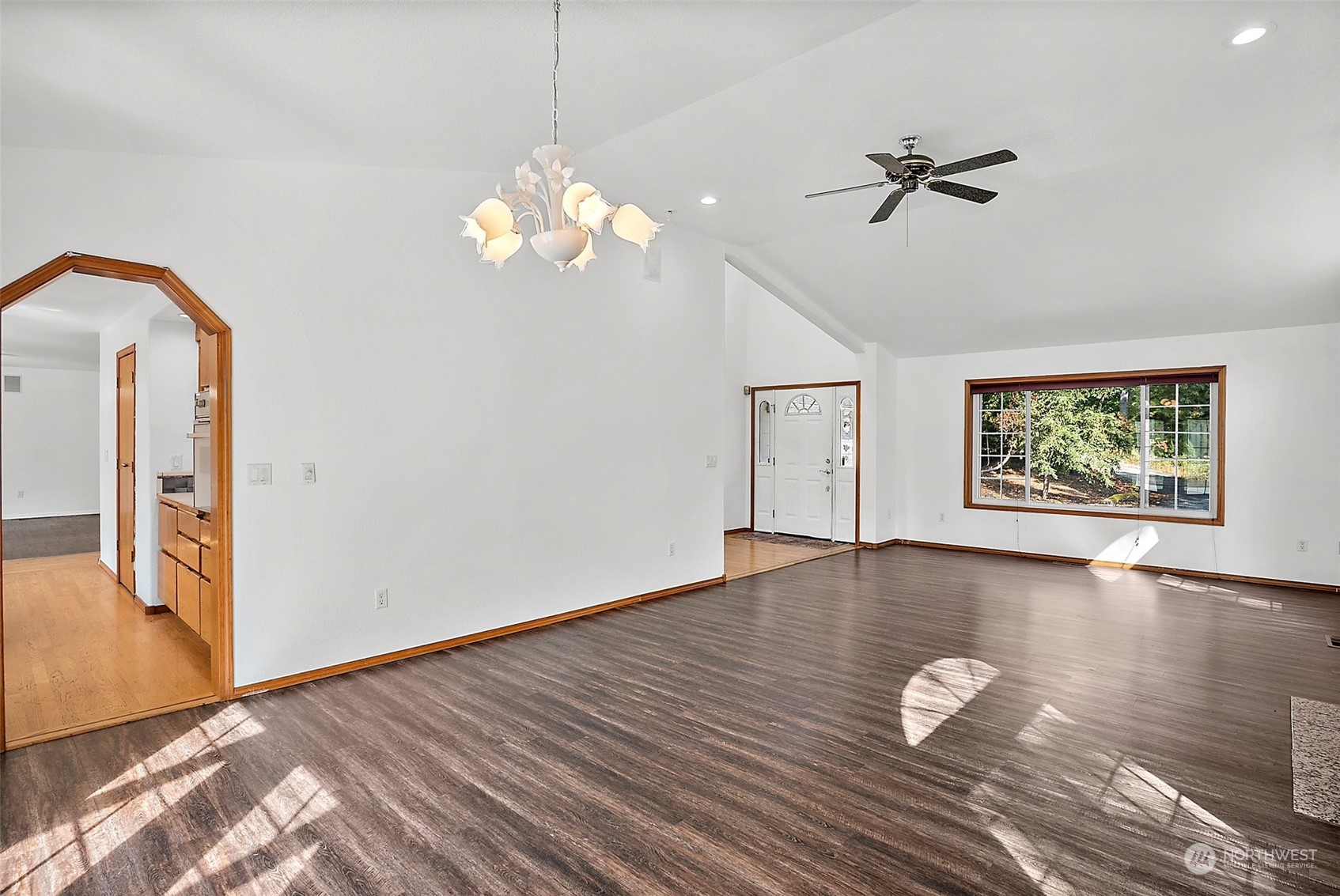 7716 Fairview Road SW