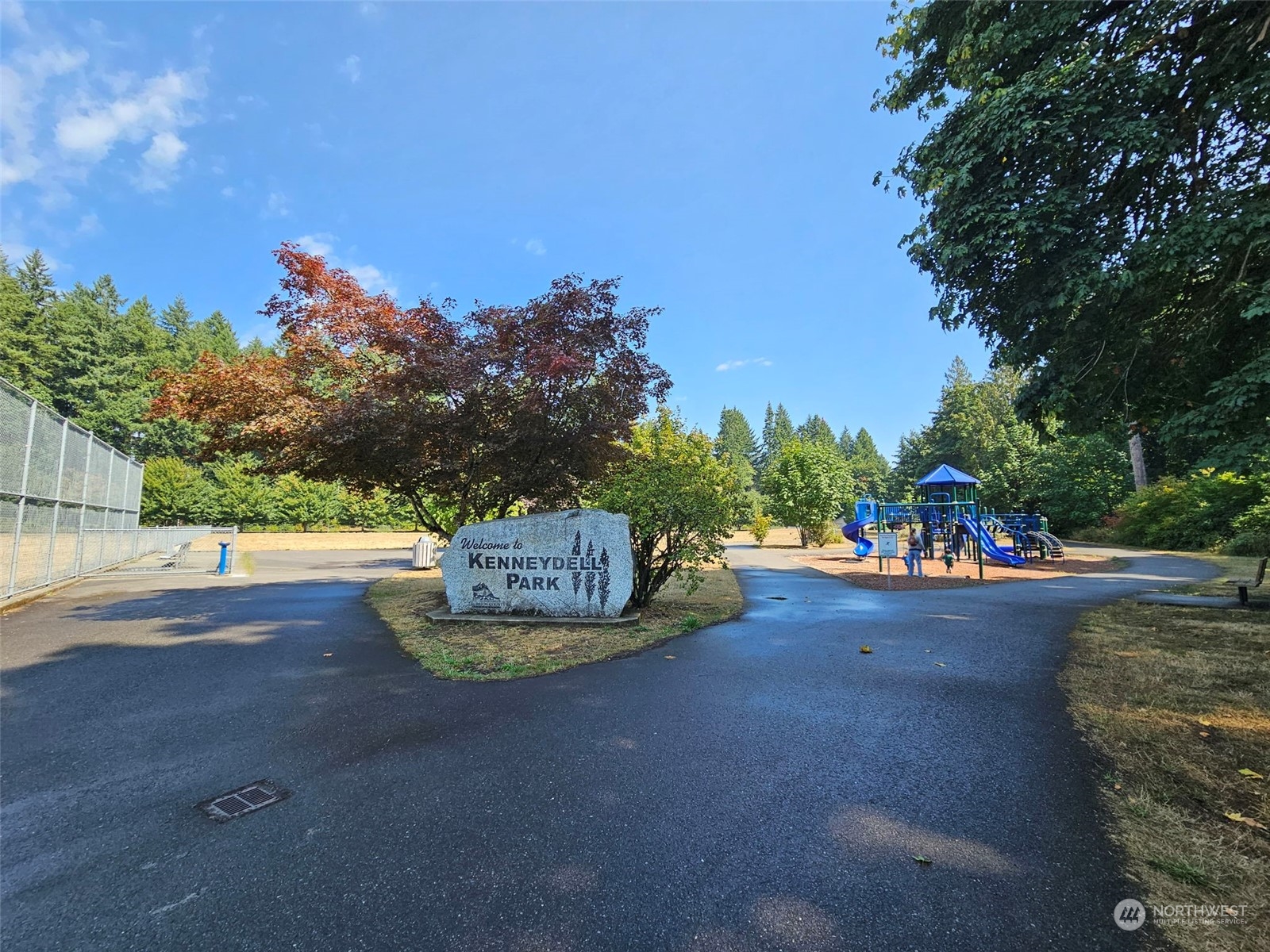 7716 Fairview Road SW