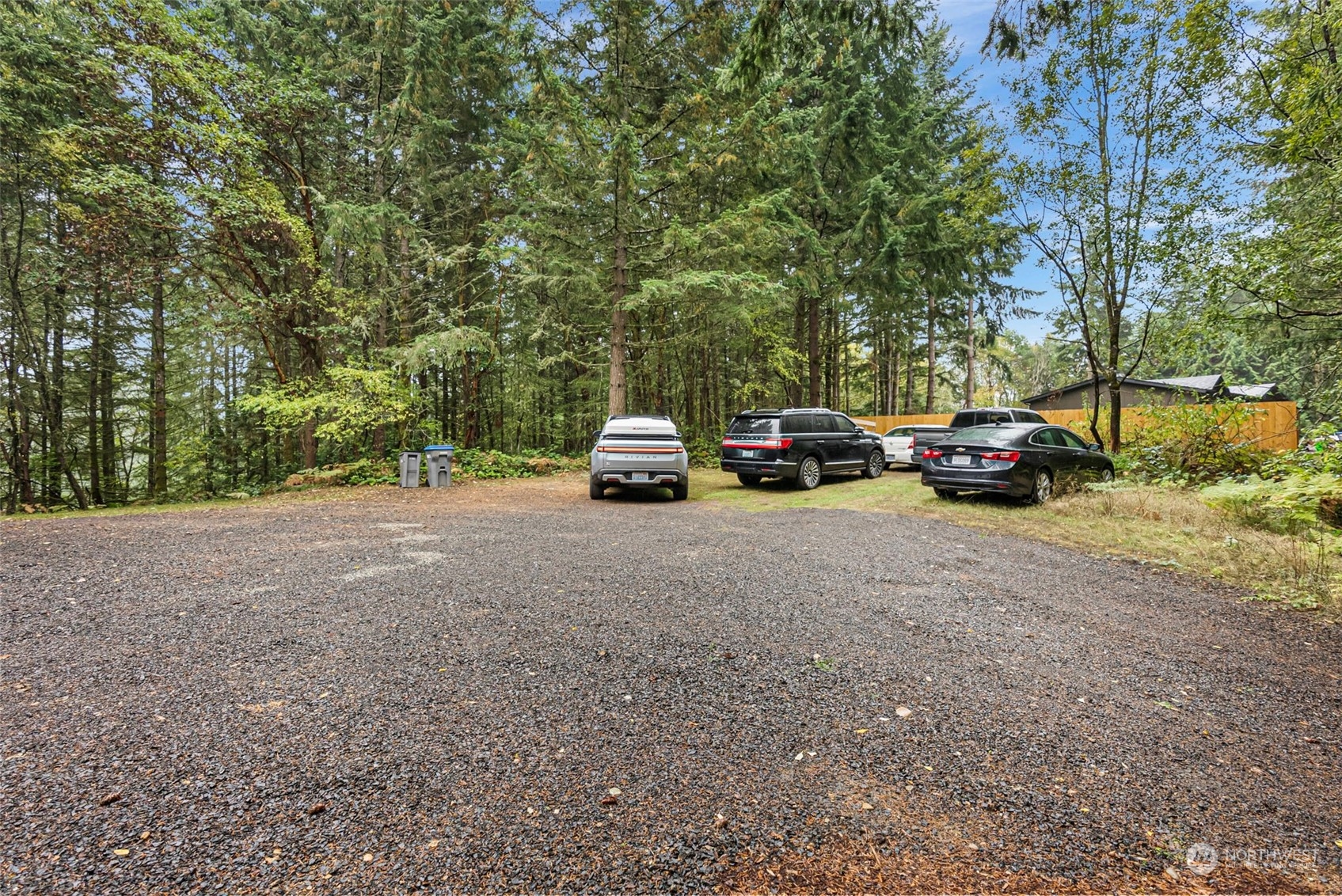 13275 Bandix Road SE