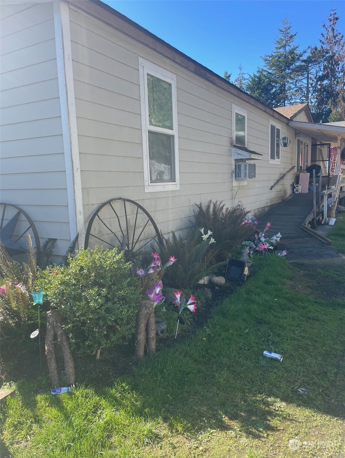 122 Frost Road