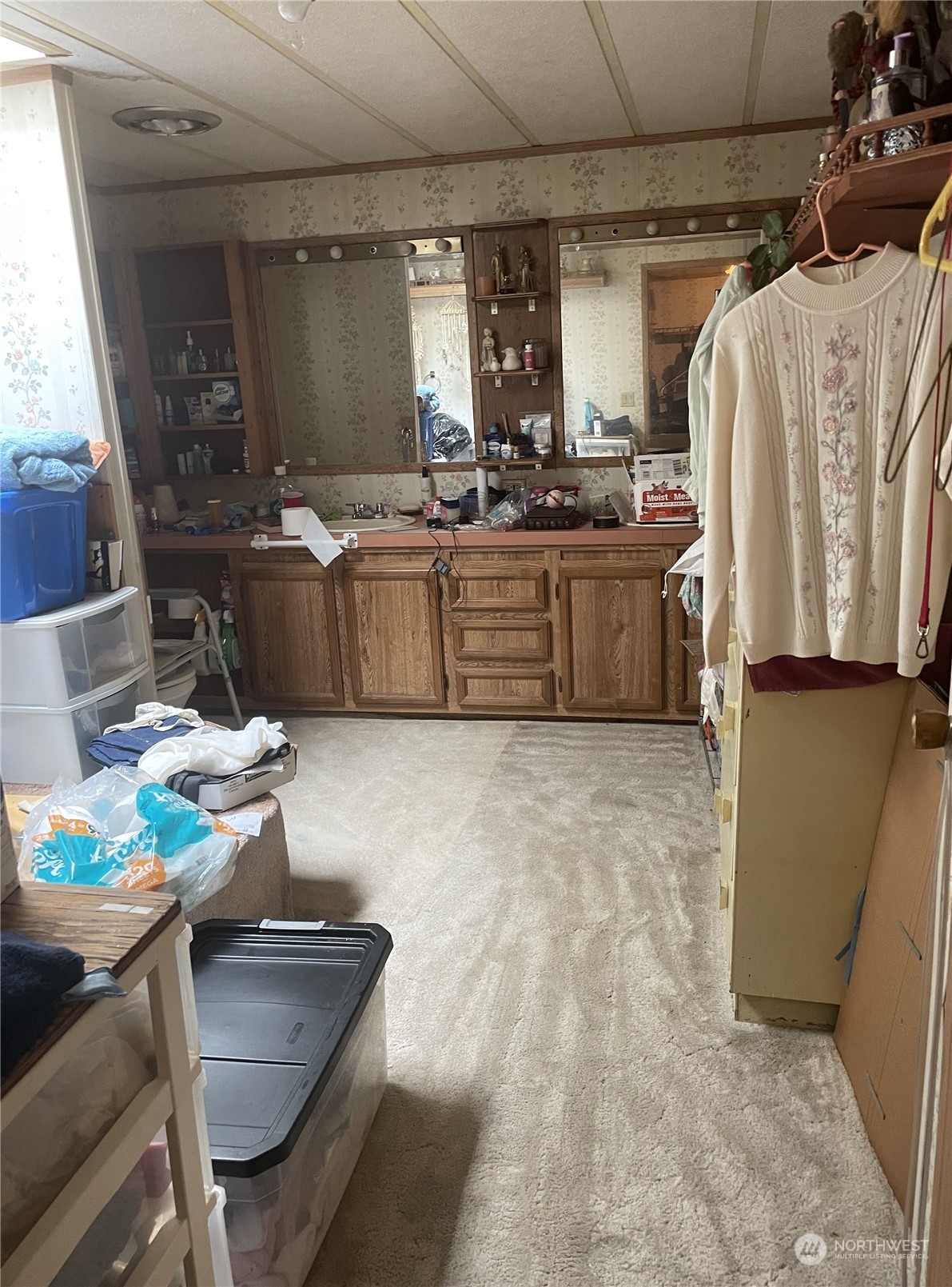 122 Frost Road