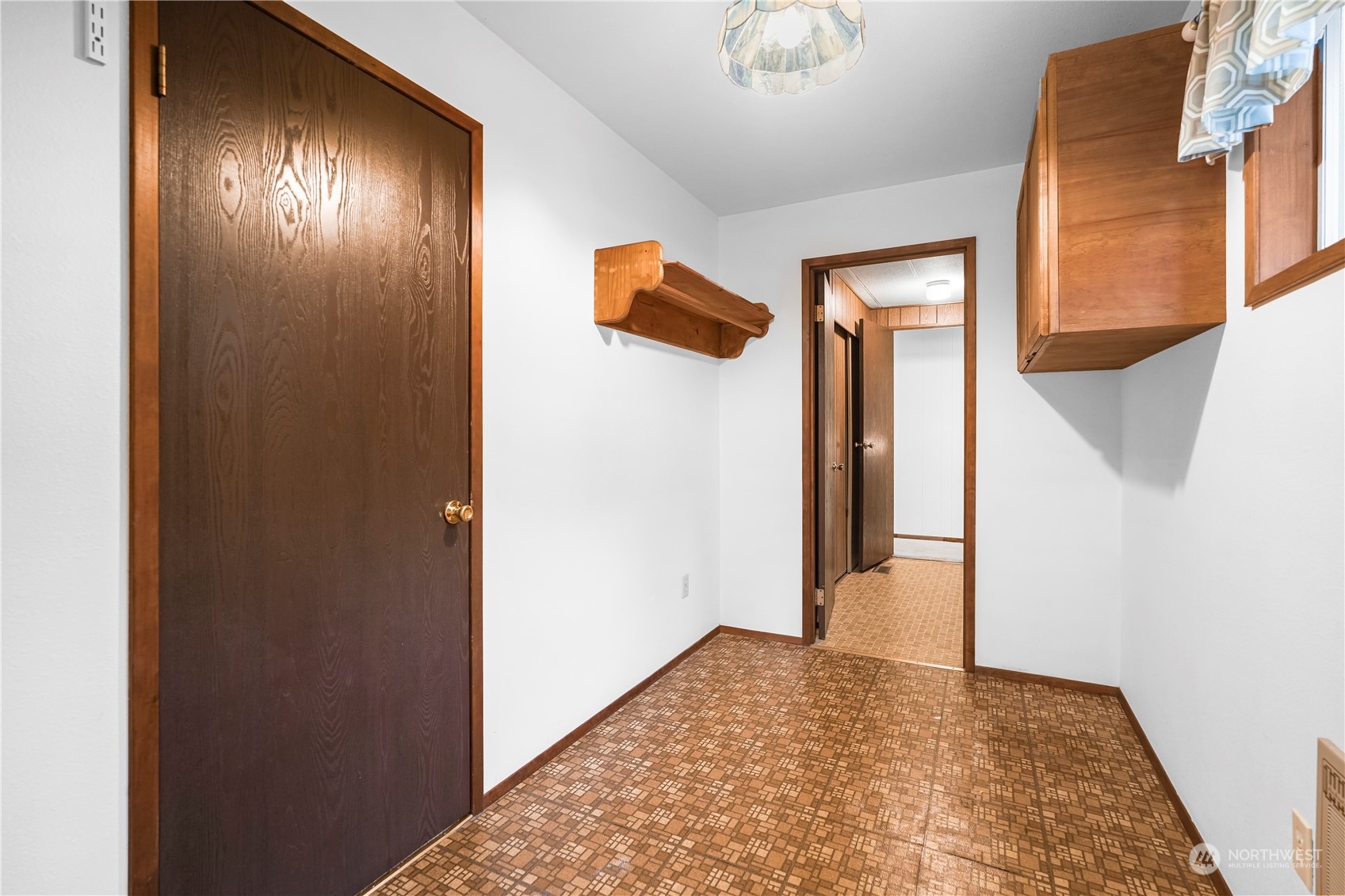 5293 SE Pine Lake Boulevard